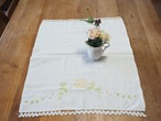 縁編みとイエロー花刺繍のマット(破れあり) 画像10