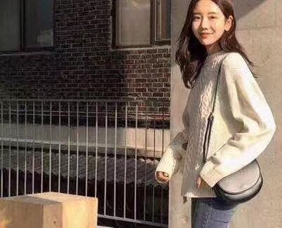 サイドリボンケーブル編みニット