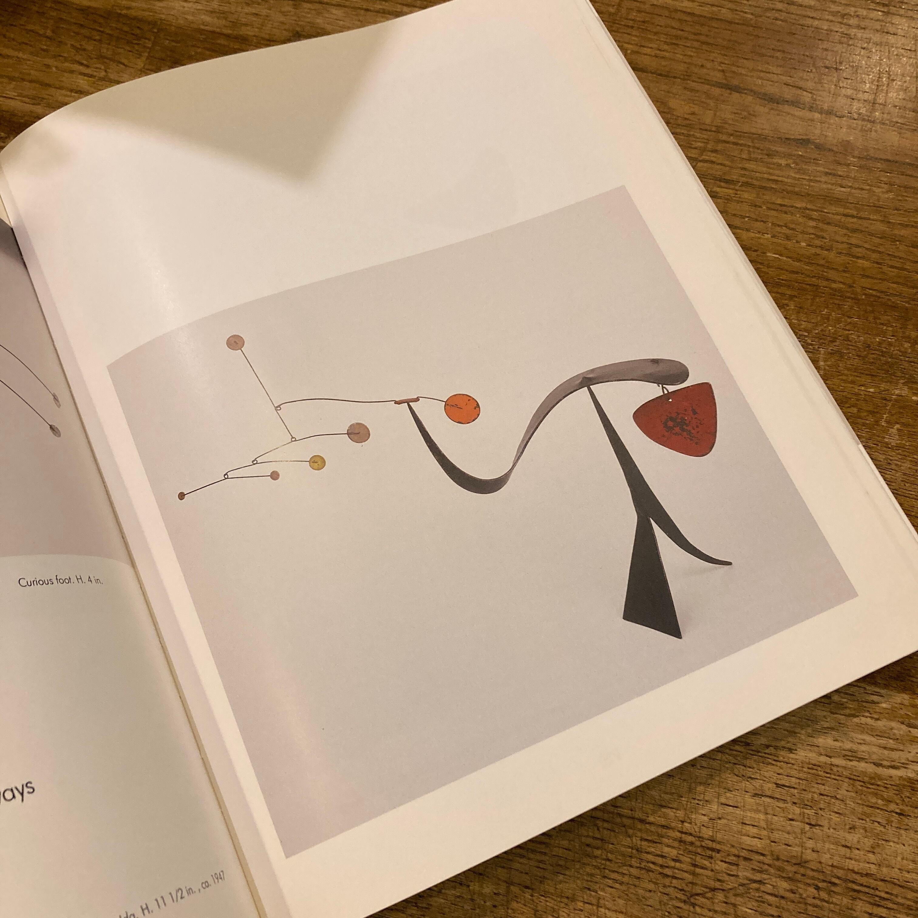 The Intimate World of Alexander Calder / Daniel Marchesseau | 百年