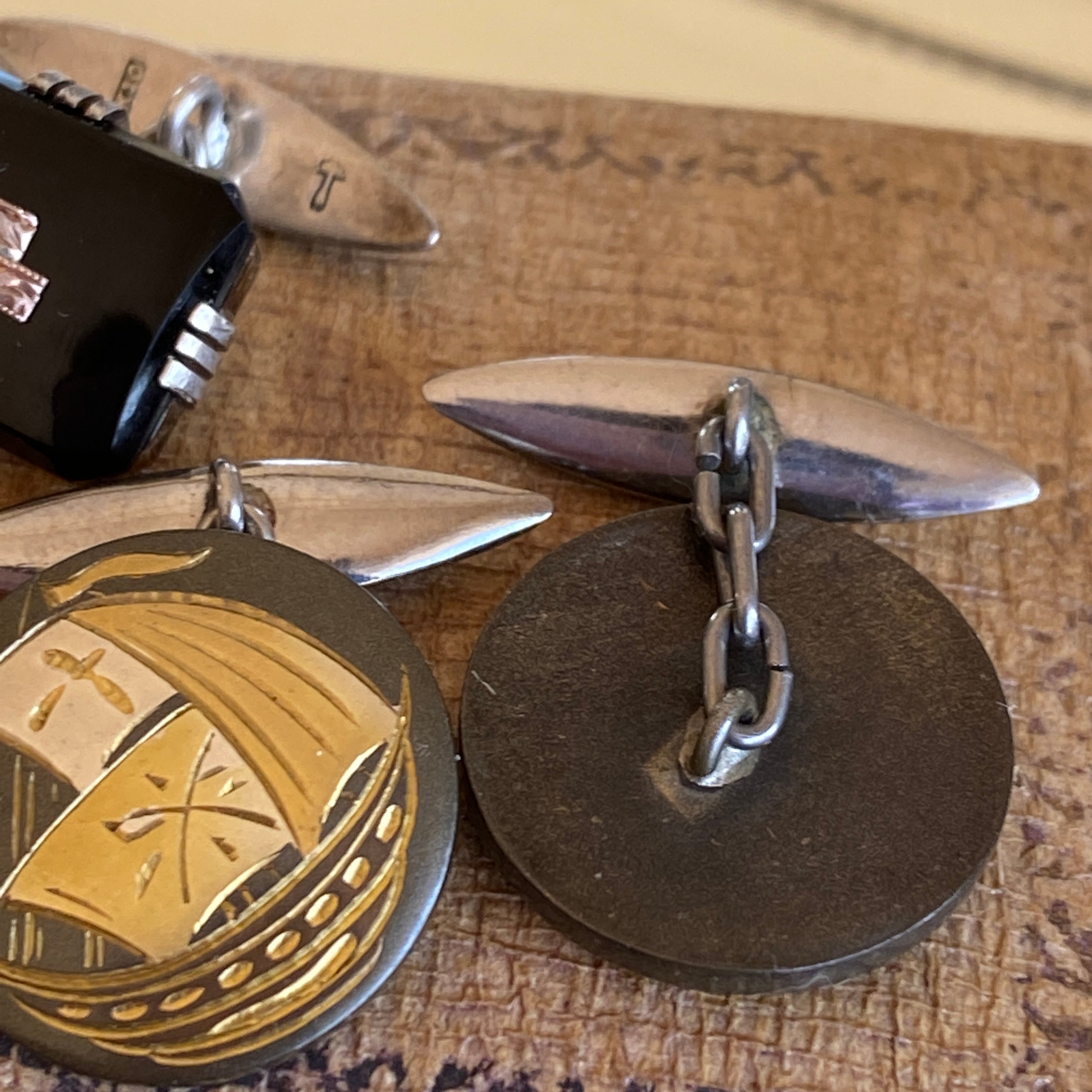 アンティーク　南蛮船のカフスボタン