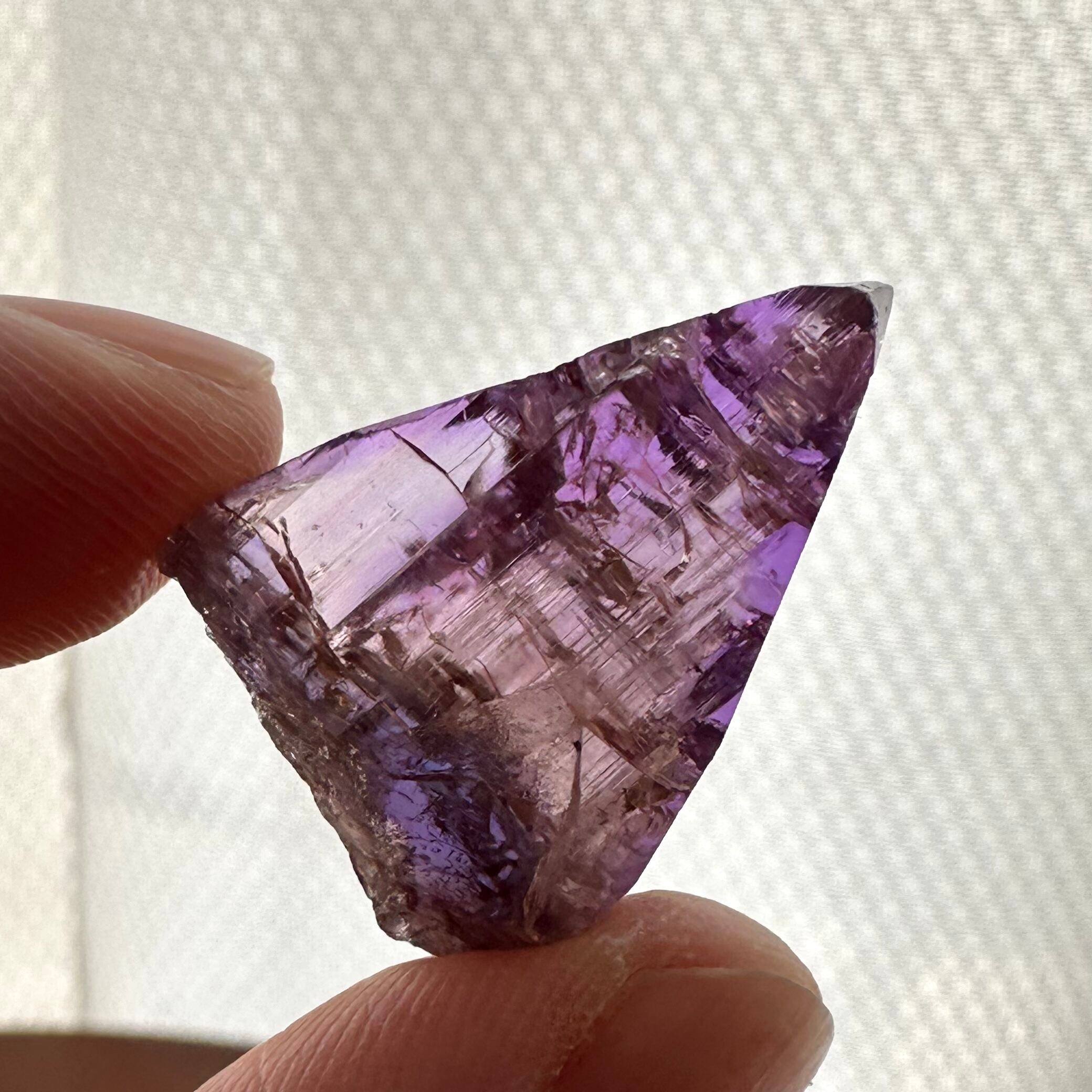 ピンクタンザナイト【Tanzanite】タンザニア産 | PEANUTS MINERALS