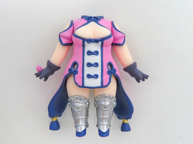 ※（A−ランク）【2432】 星宮六喰 体パーツ 戦闘服　ねんどろいど