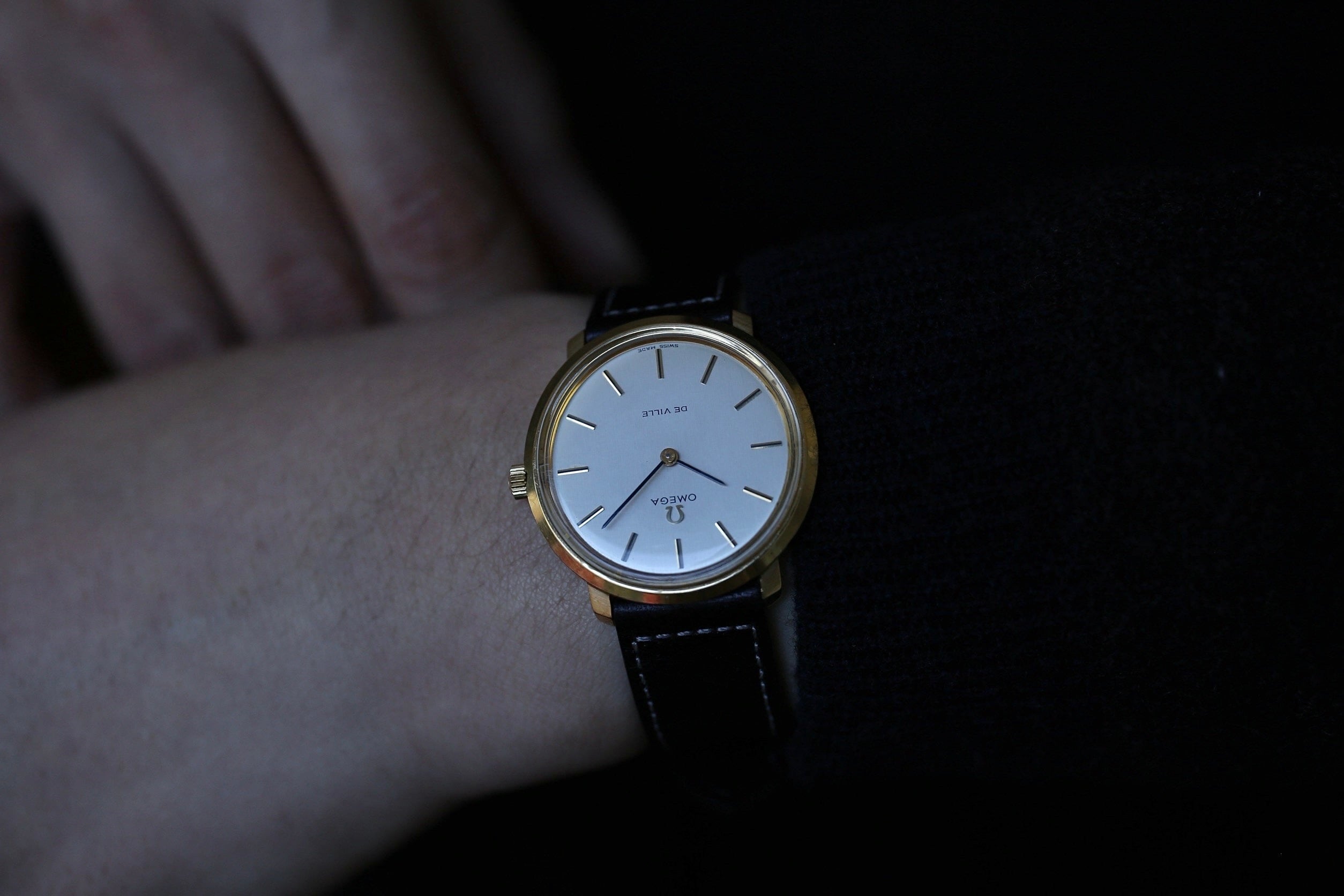 OMEGA】 1970年代製 オメガ デビル 縦ヘアライン ドレスウォッチ 手