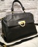 美品◆Salvatore Ferragamo フェラガモ SOFIA ソフィア 2way クロスボディ レザー トート ハンド バッグ 黒◆ 使い勝手の良い定番モデル♪