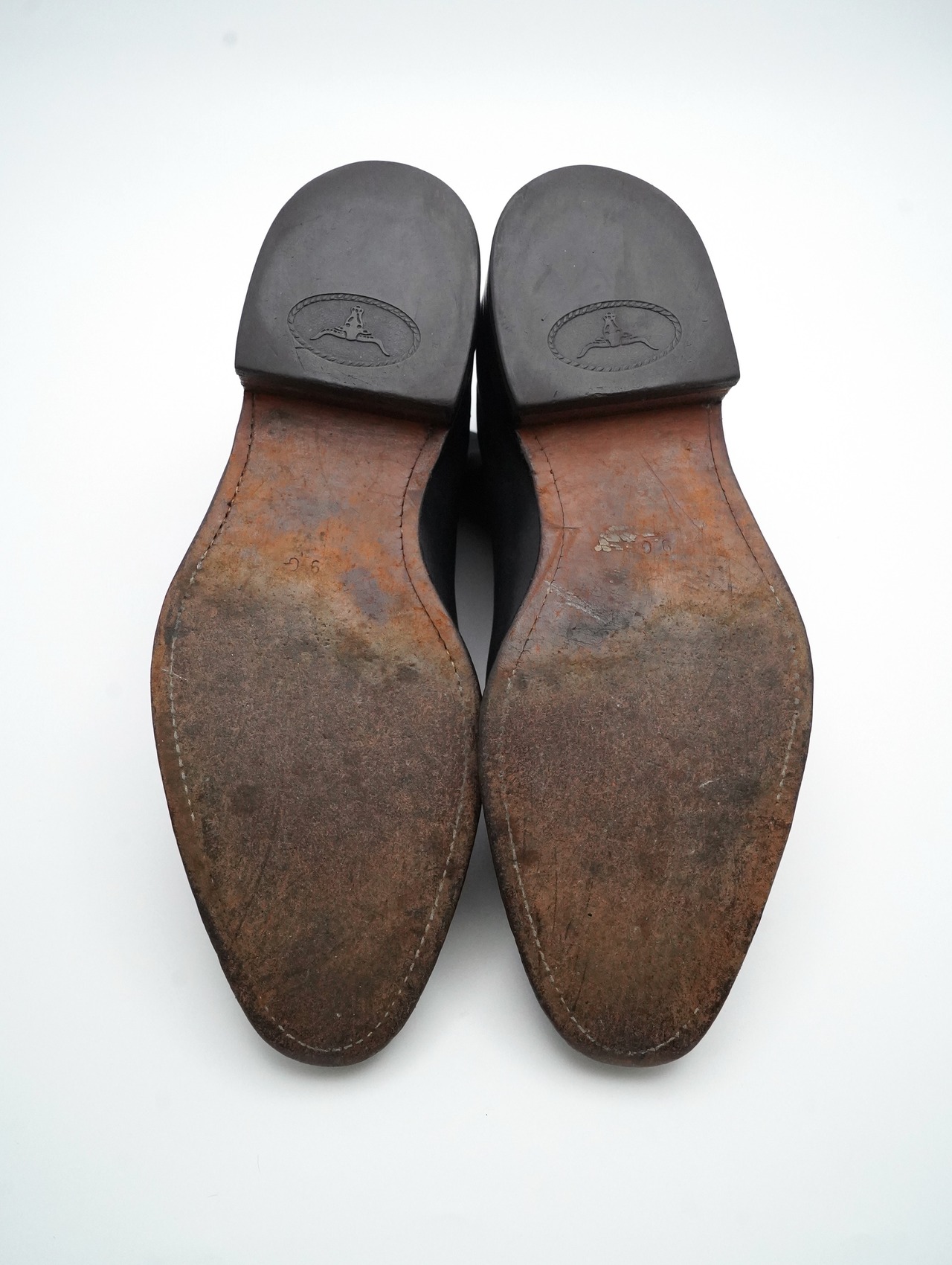 Side gore boots