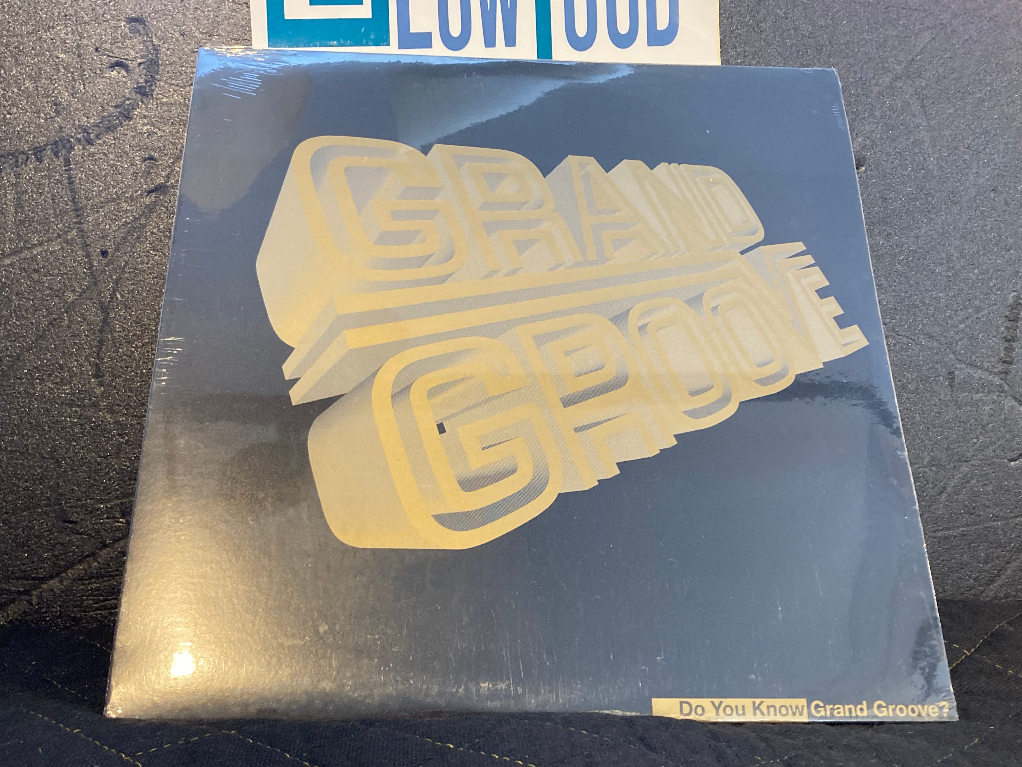 LP | LOW LOUD RECORDS