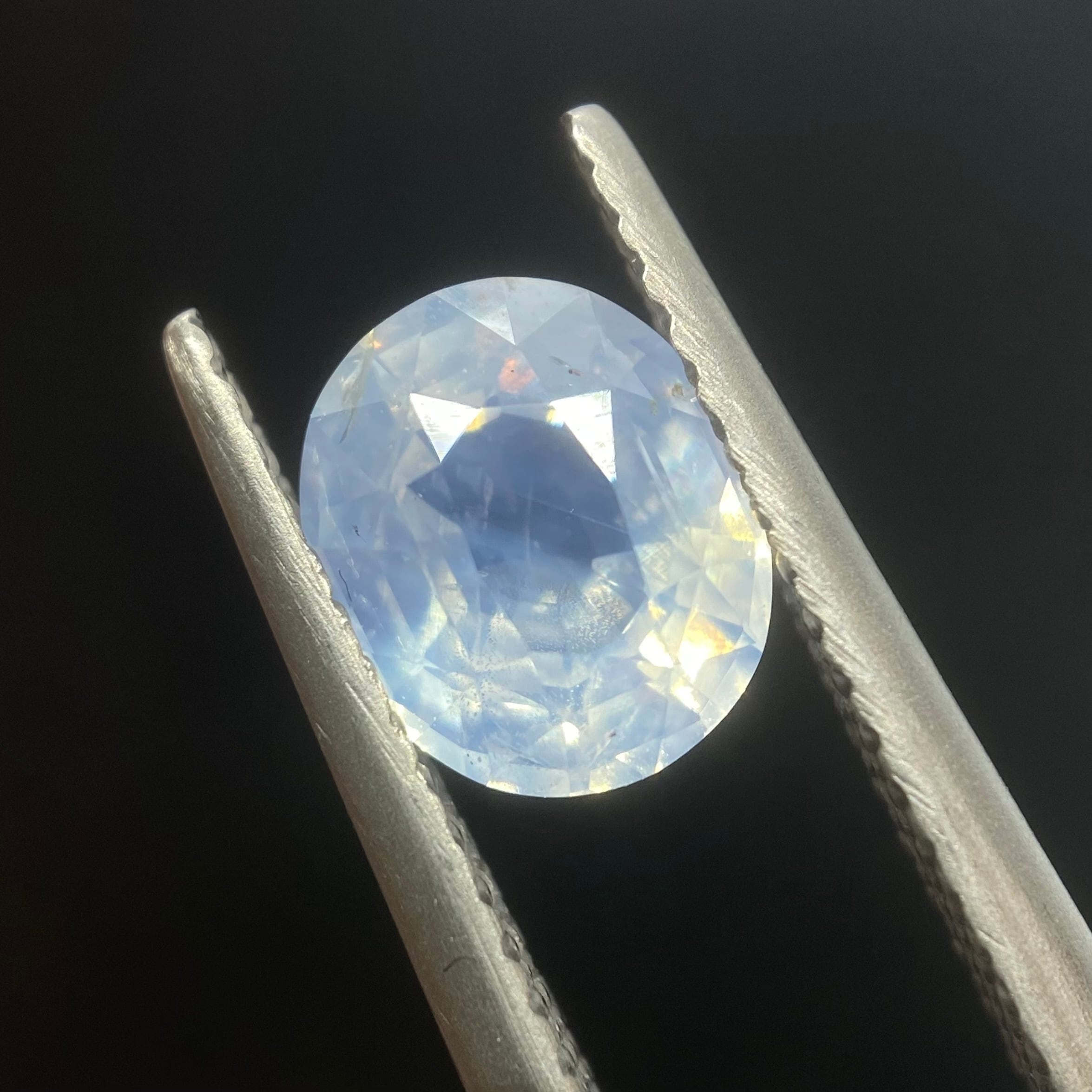 レインボームーンストーン　0.89ct ルース レインボームーンストーン(宝石名アンデシン・ラブラドライト