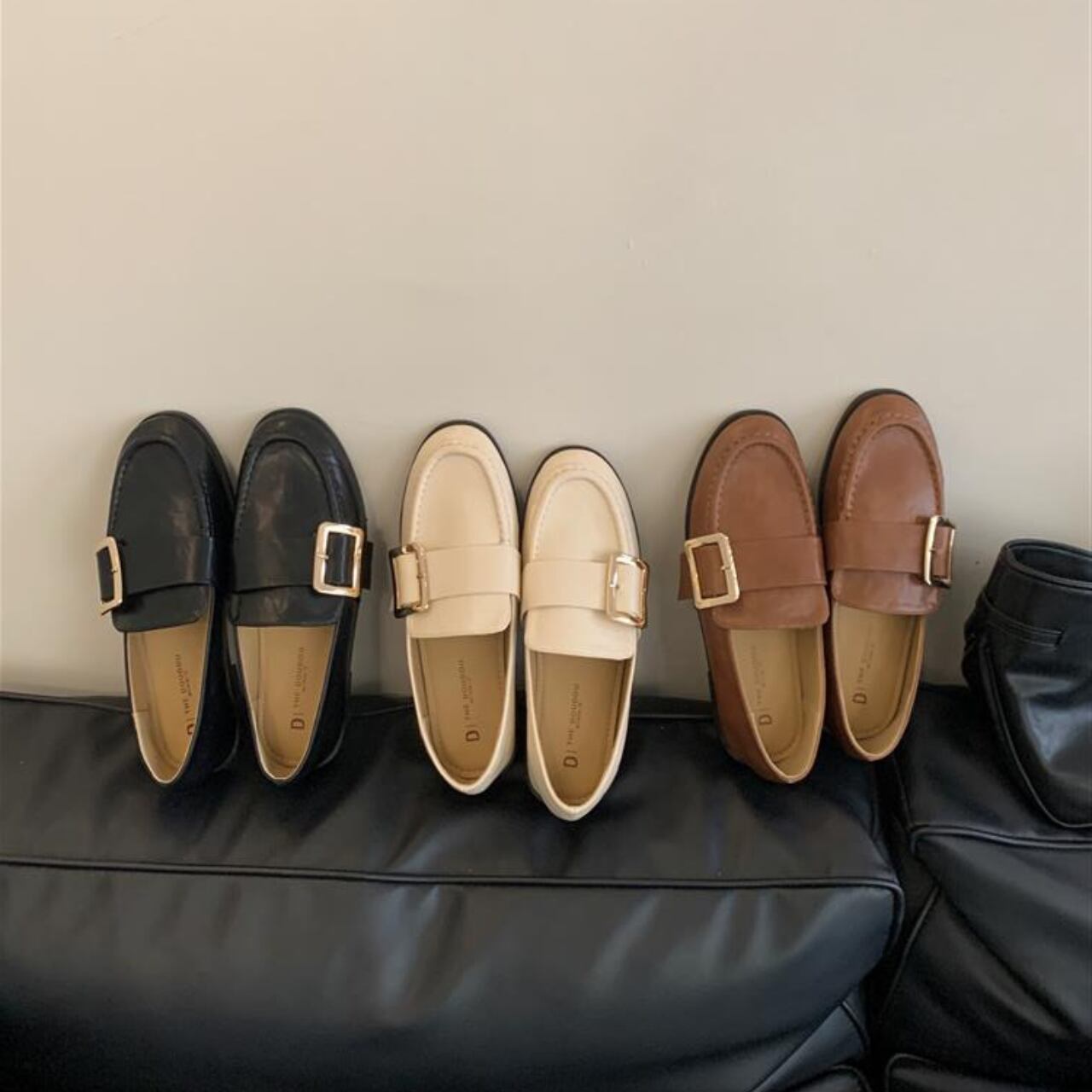 シングルバックルローファー　a0570