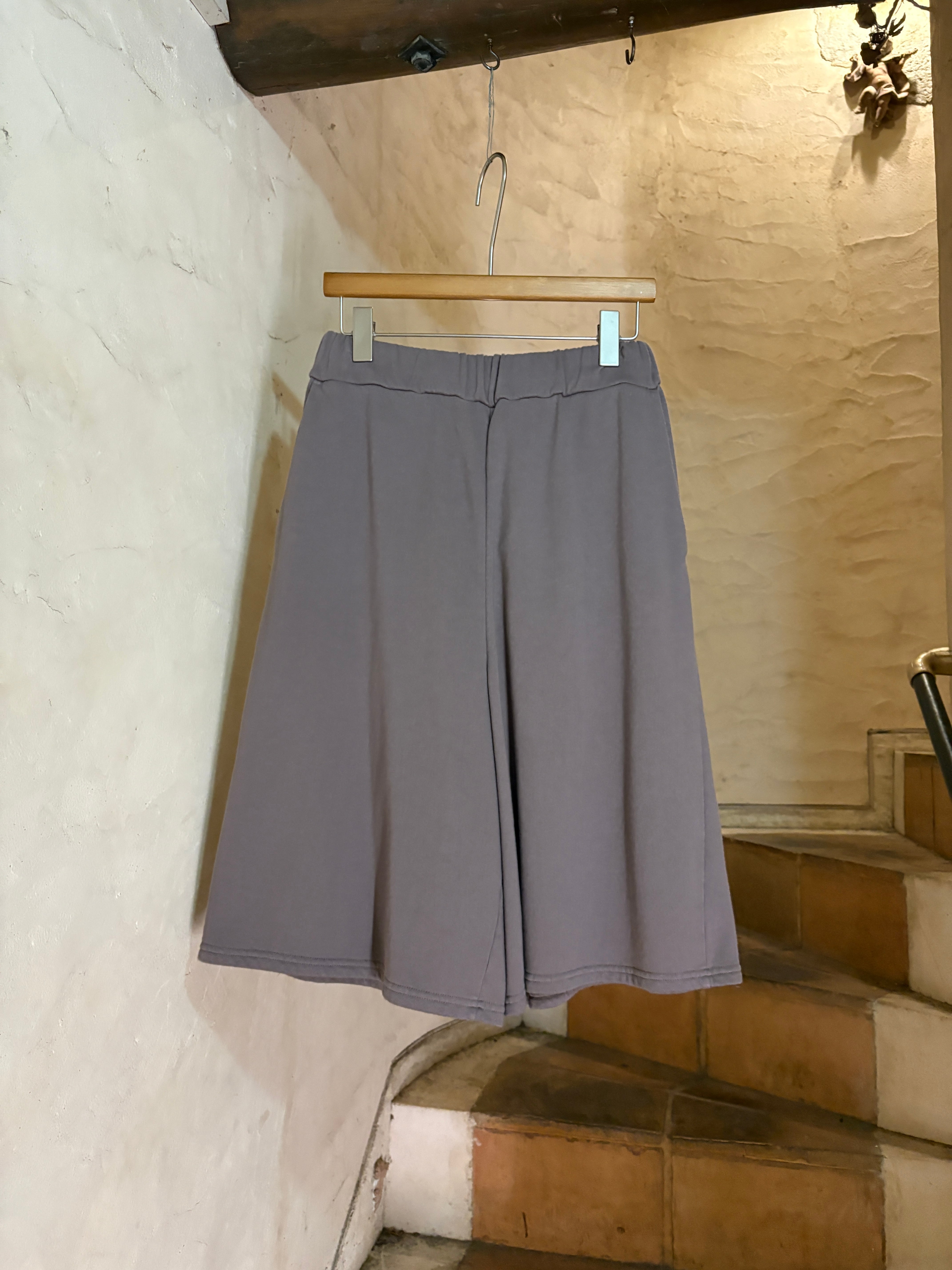 MODULA | LOOSE BERMUDA SHORTS