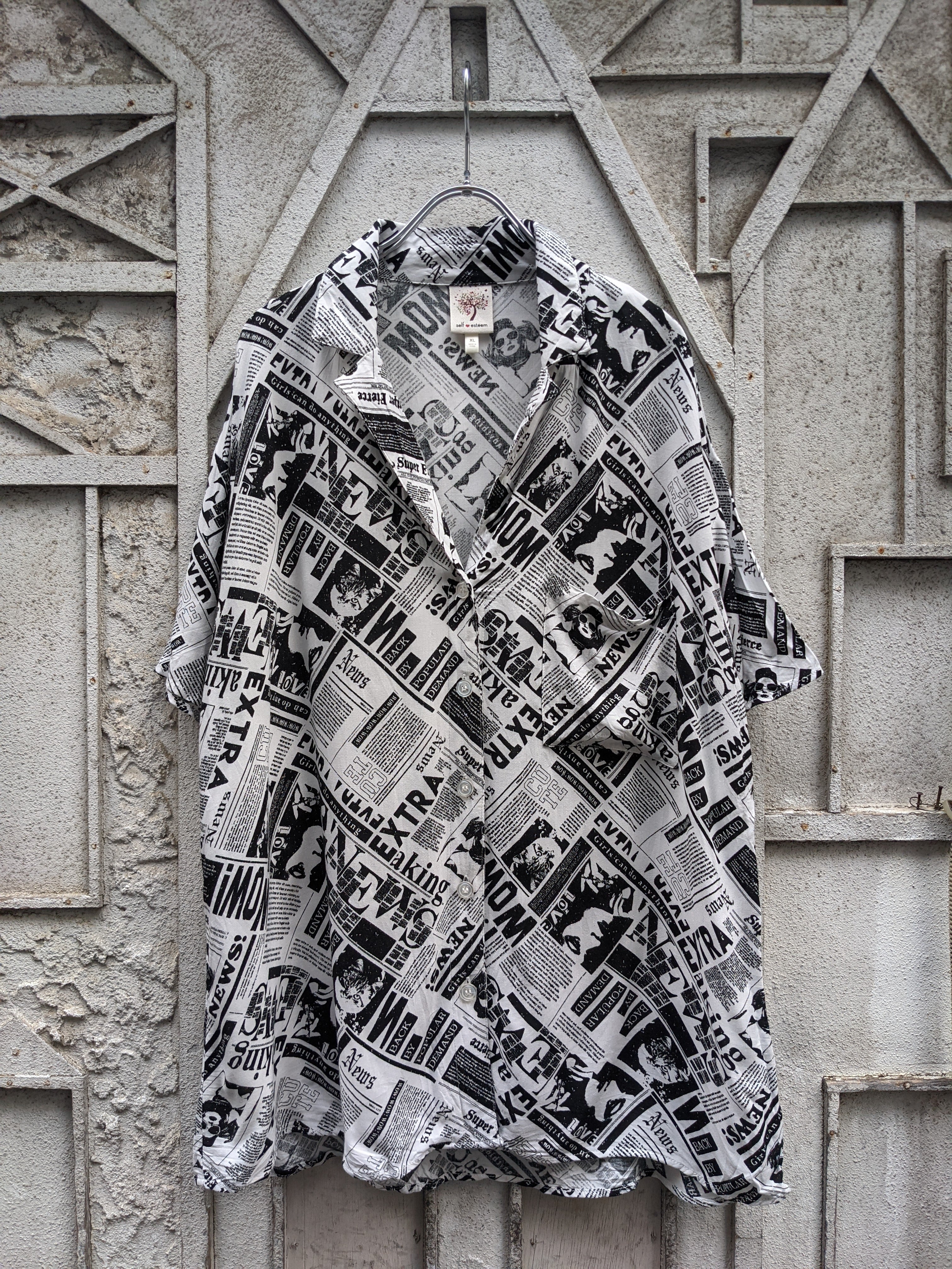 "NEWSPAPER" S/S rayon shirt