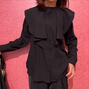 アンナケリー　Annakerry　　たてフリルブラウス