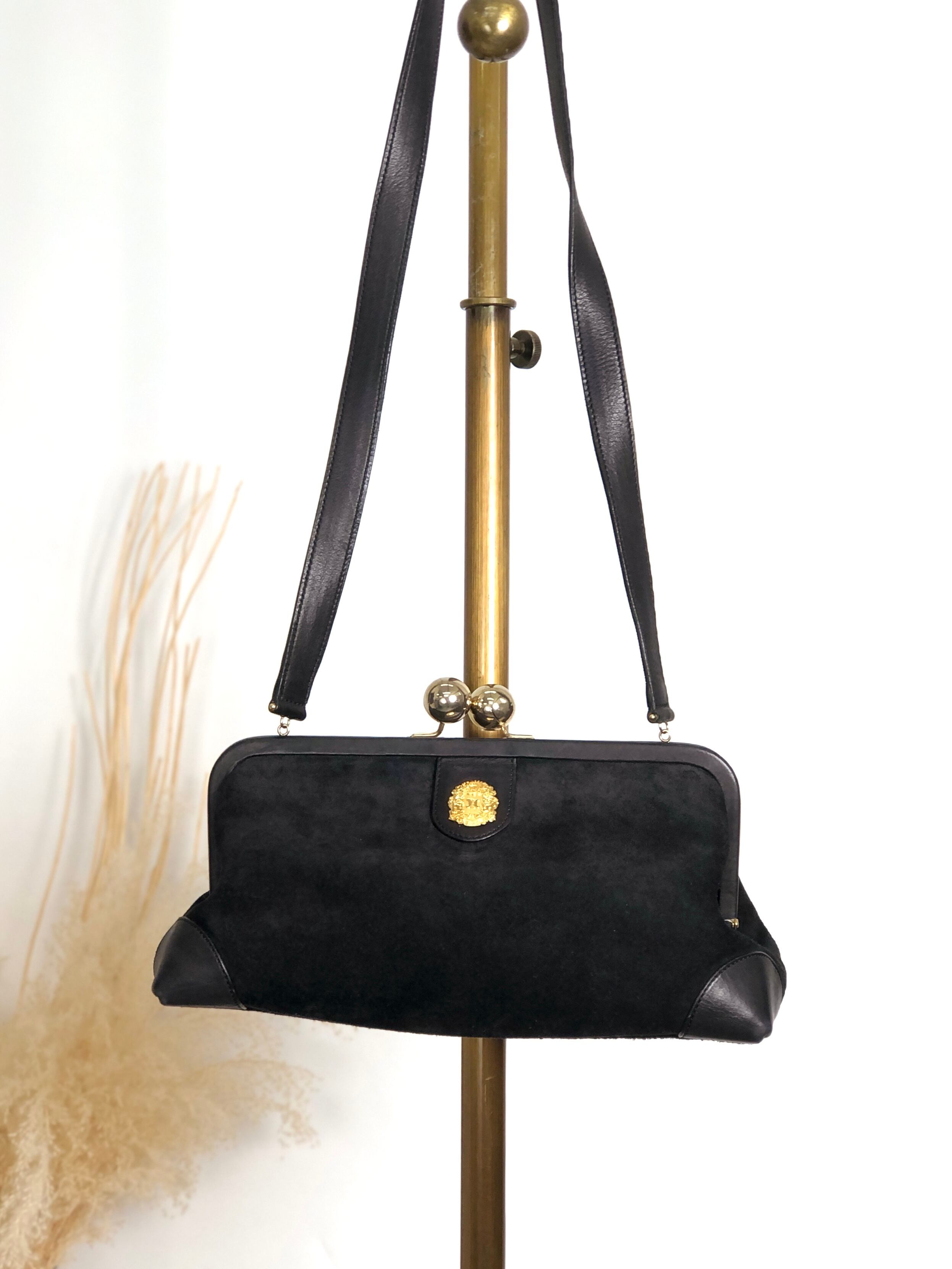 CELINE セリーヌ ショルダーバッグ ブラック トリオンフ スウェード