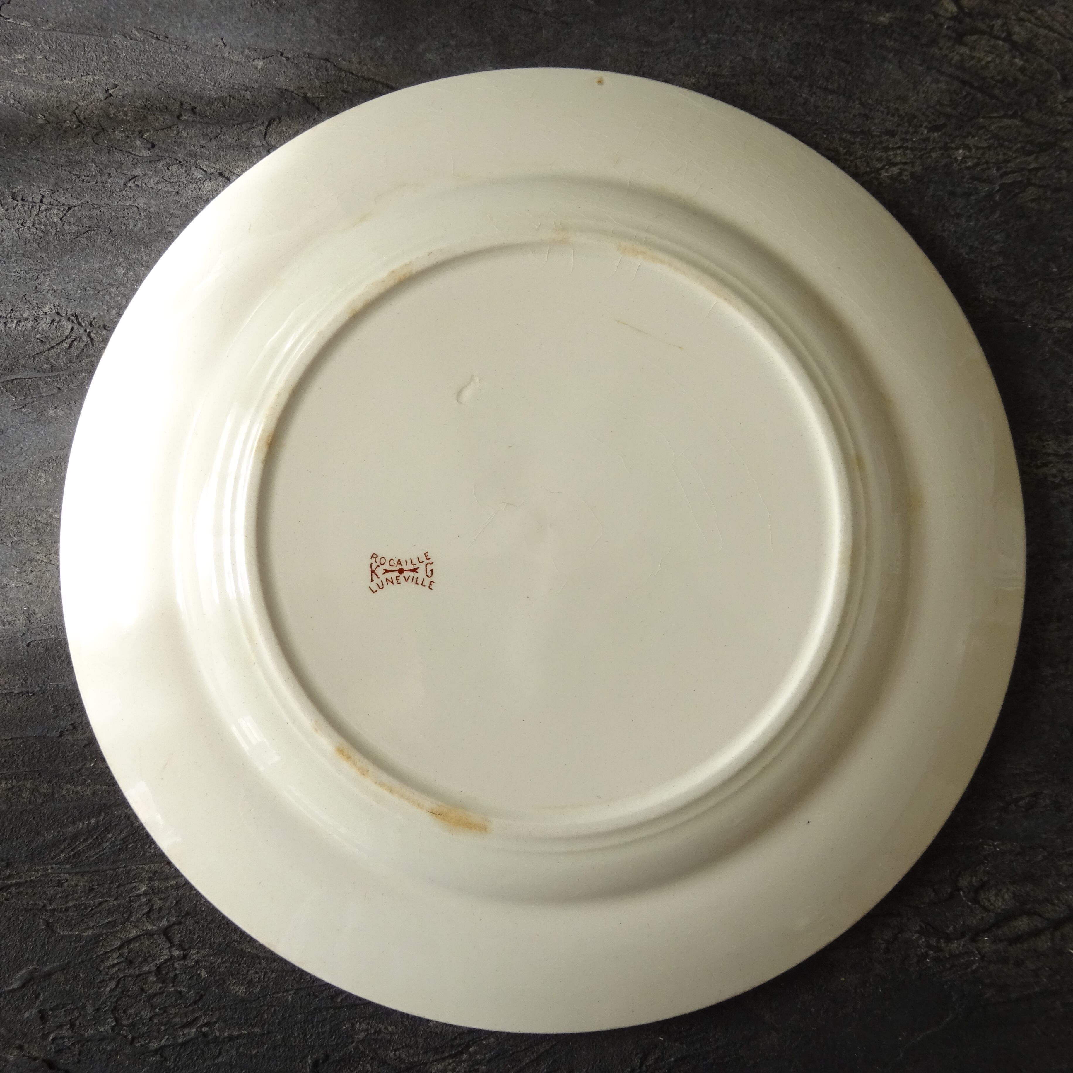 KG Lunéville  modèle《Rocaille》Assiette plate (B)