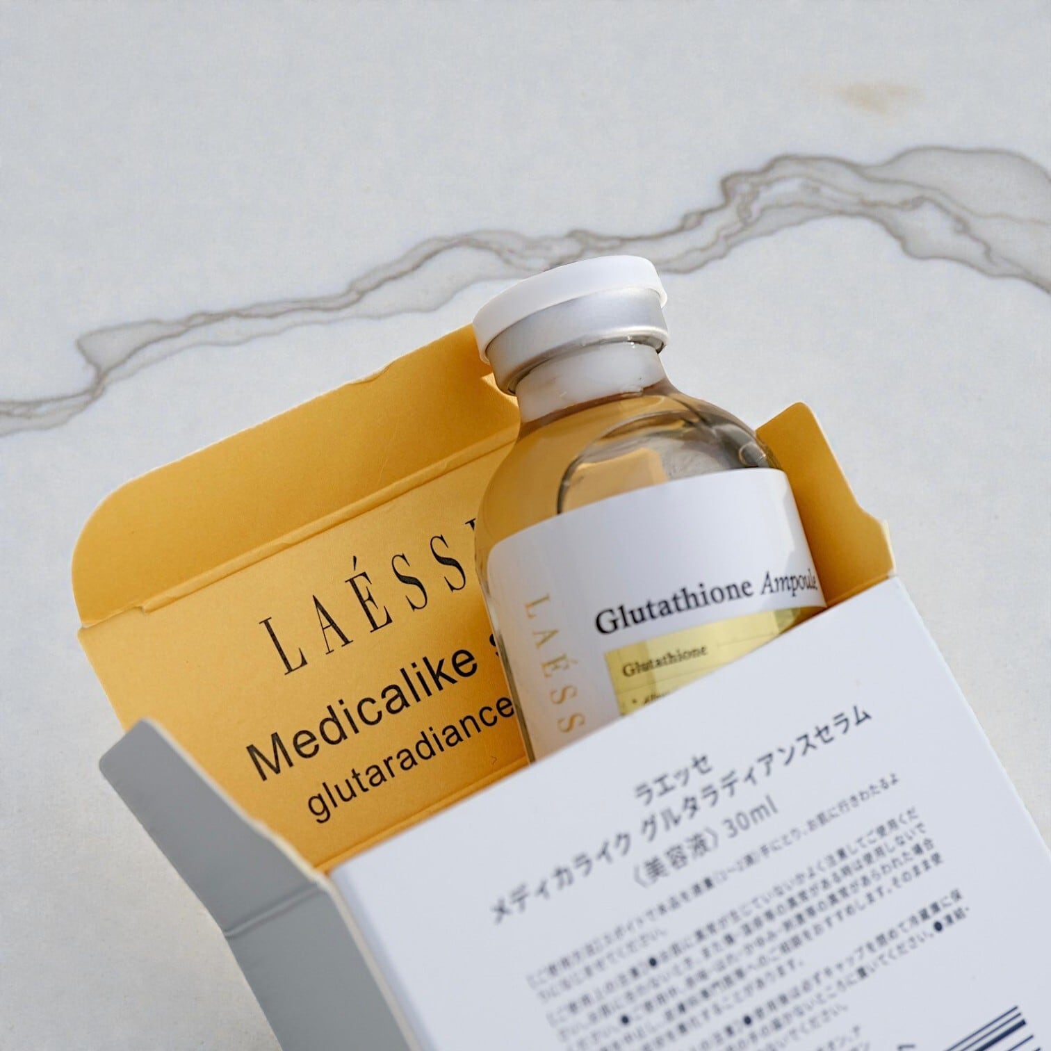 LAESSE medicalike GlutaRadiance Serum(メディカライク グルタレディ