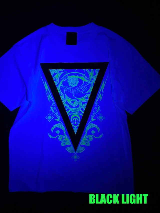 神眼芸術『Triangle』T-shirt (White) Glow in the Dark