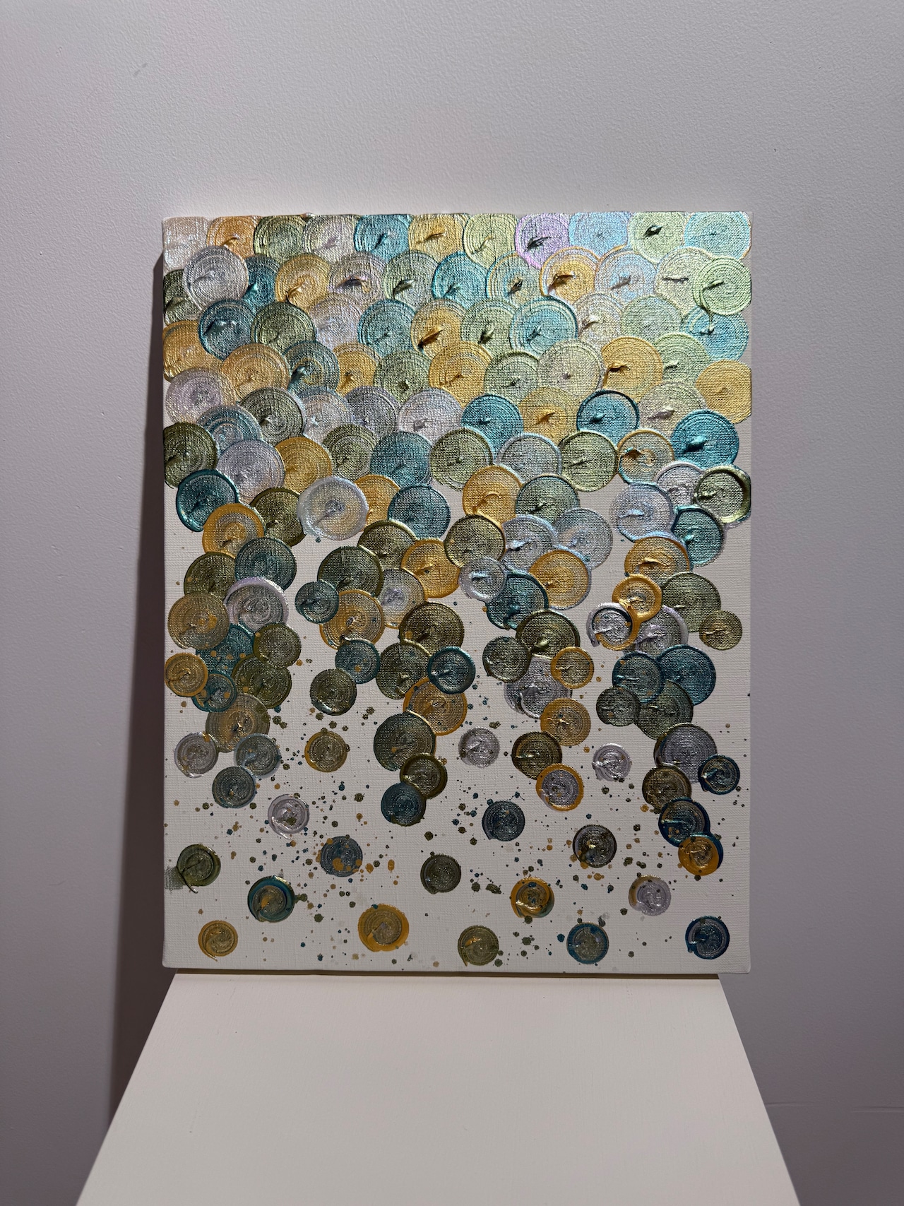 〈雫〉F6キャンバス—『生まれた喜び』