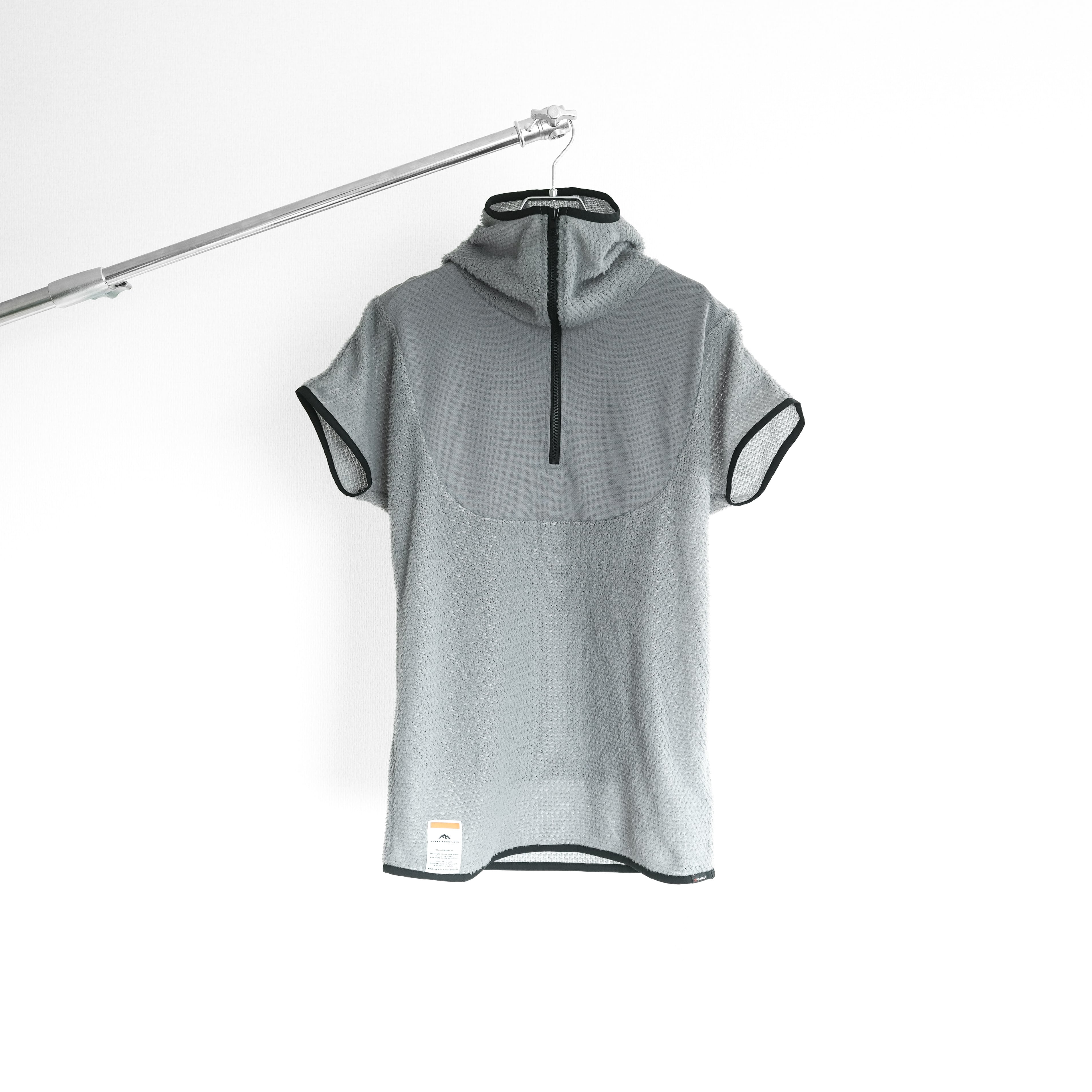 ALPHA HOODIE 90 / SHORT SLEEVES | ULTRA GOOD LUCK