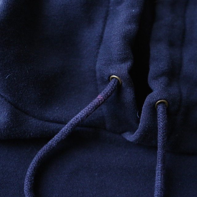 "Carhartt" sleeve logo printed over silhouette black sweat parka