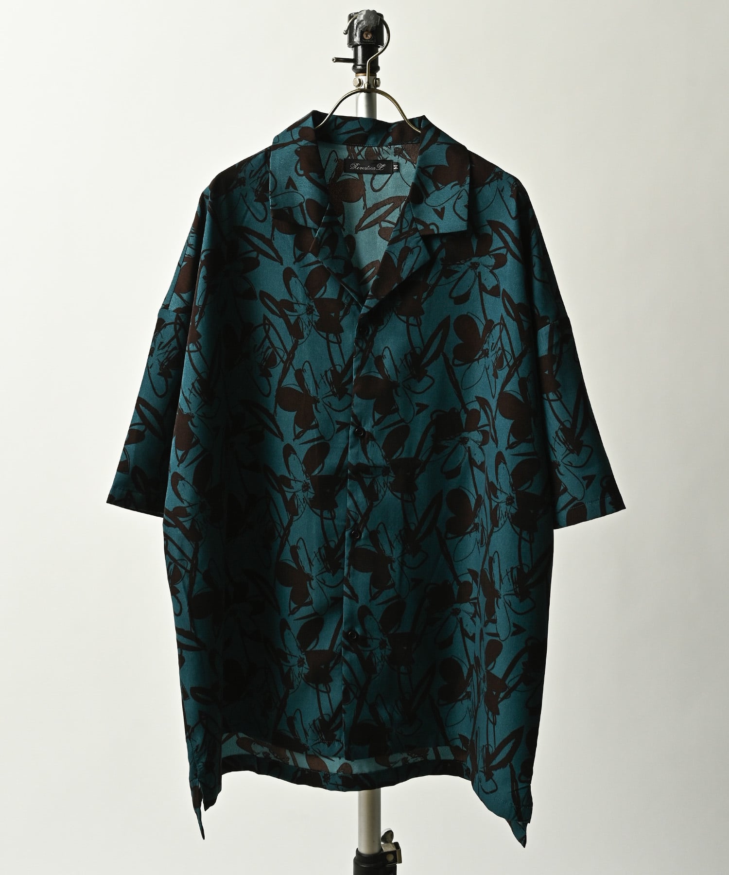 Revertical All-over print big silhouette open collar shirt (7) RV8960