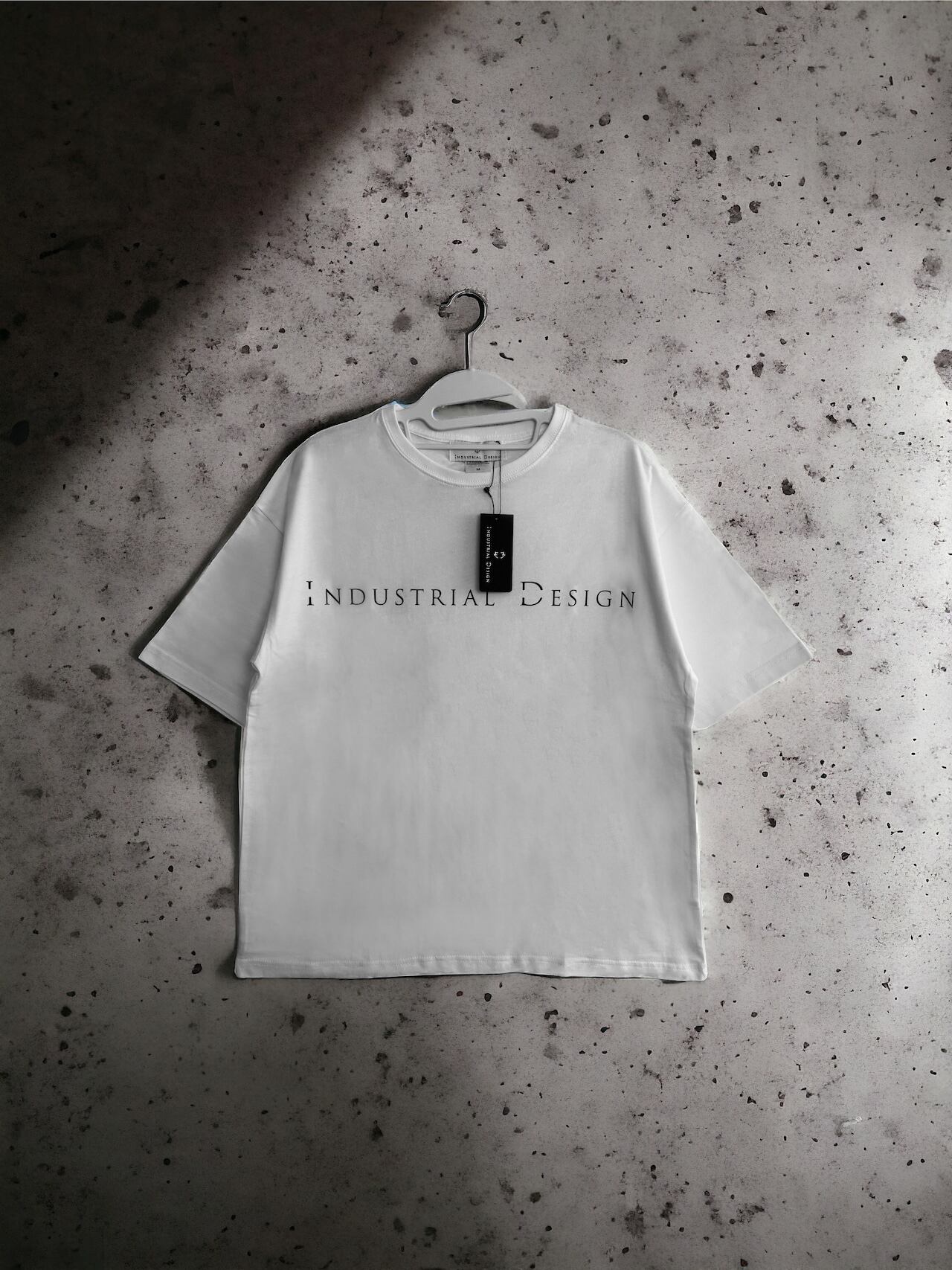 ID バックロゴTシャツ （White） | 【 I DESIGN】アイ・デザイン公式