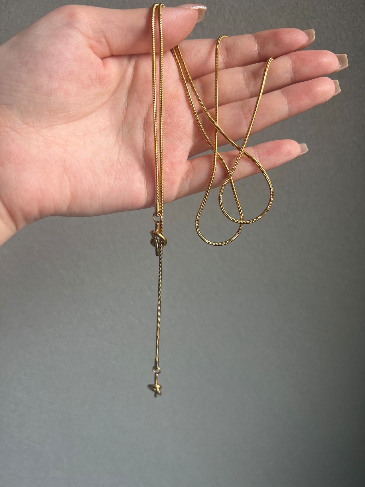 Knot long necklace