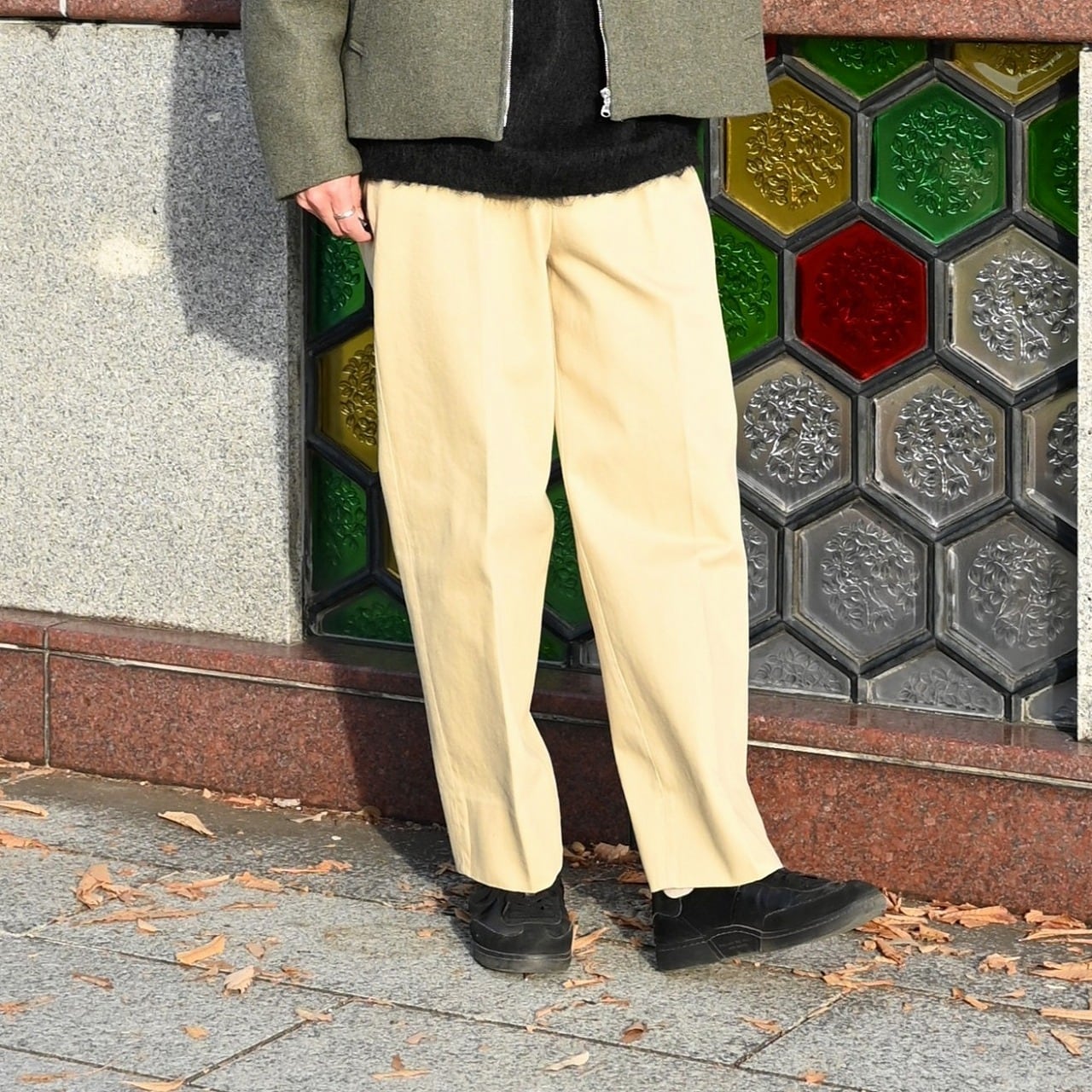 INTERIM / HEAVY PIMA TWILL 1-TUCK FRENCH ARMY WIDE TAPERED TROUSER