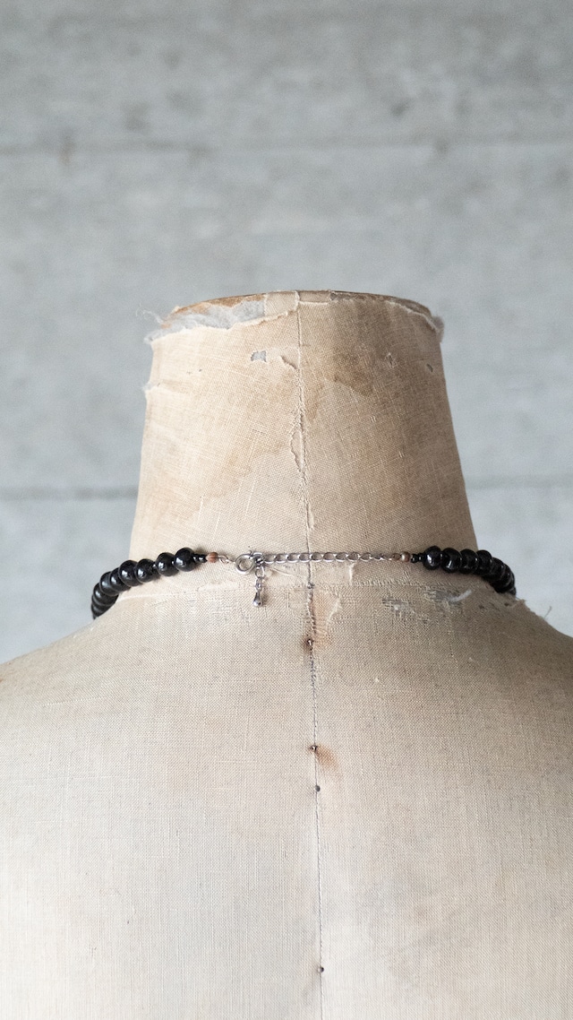 unknown 1980s Black ceramic beads necklace