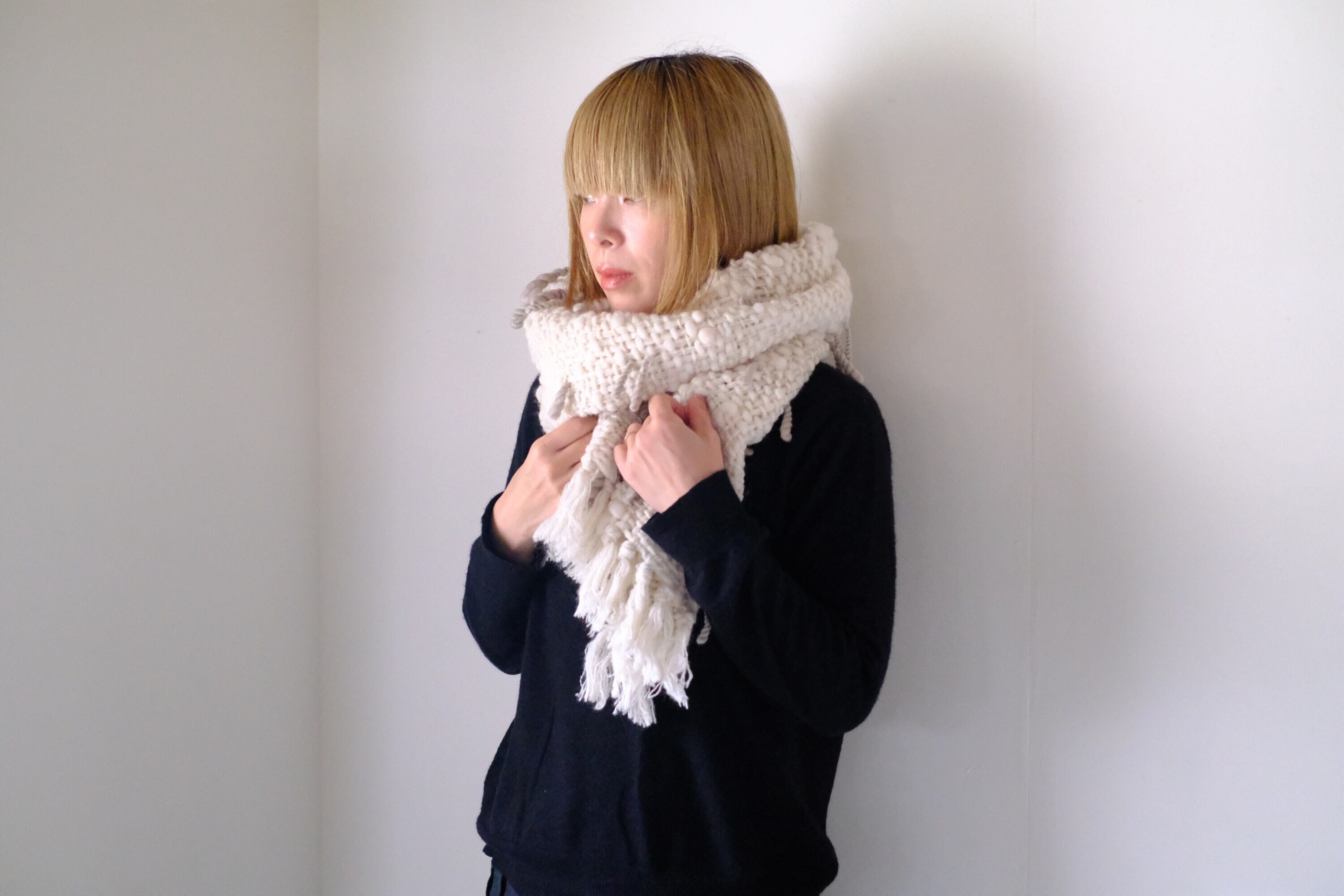 手紡ぎ糸のマフラー　o-0539