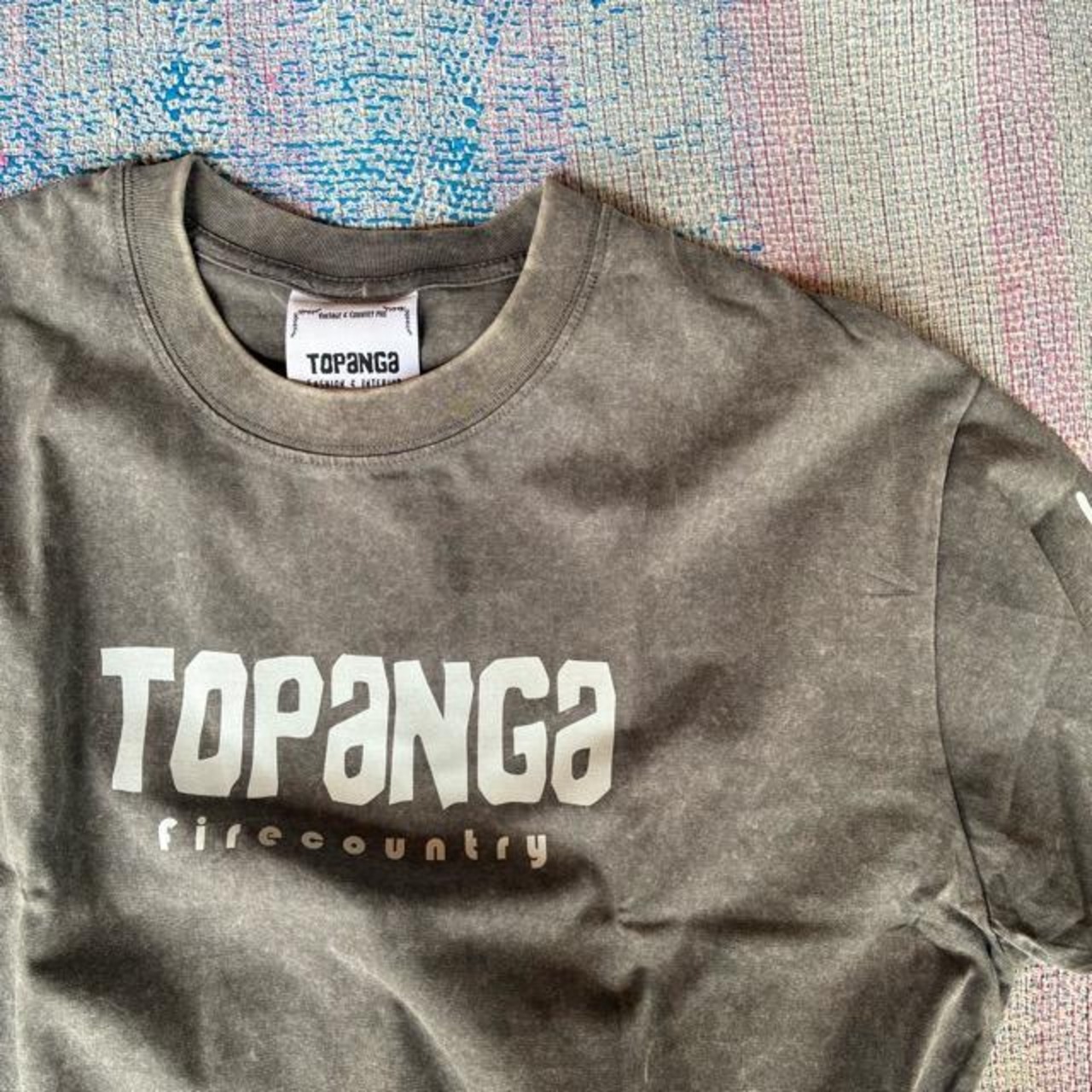 TOPANGA Lady's TOPANGA FIRECOUNTRY Pigment dyed T-shirt Magic is something you make Gray 　ピグメントダイ半袖Tシャツ　マジックイズ　グレー　