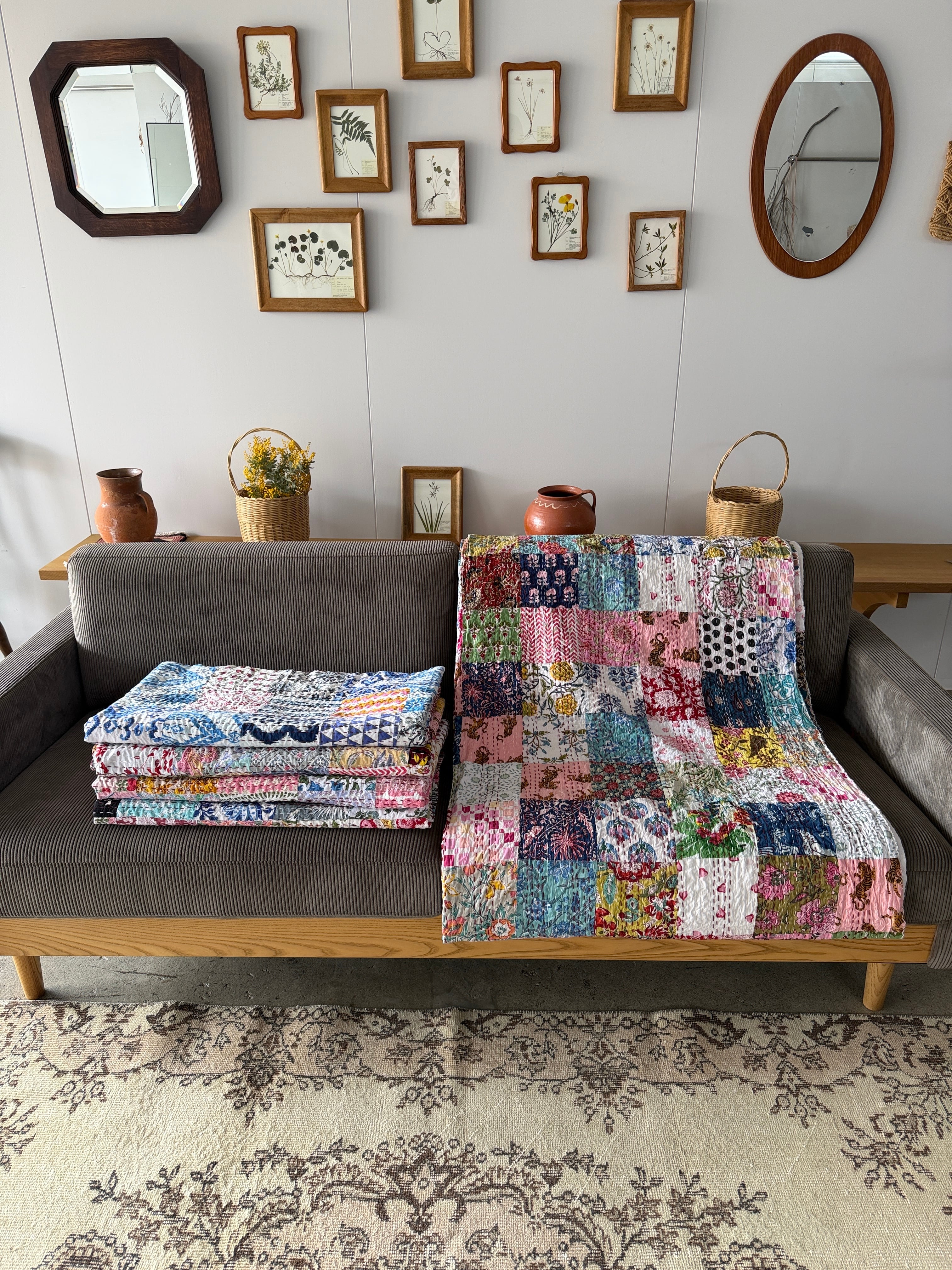 【送料込み】インド パッチワーク キルト マルチカラー IND27