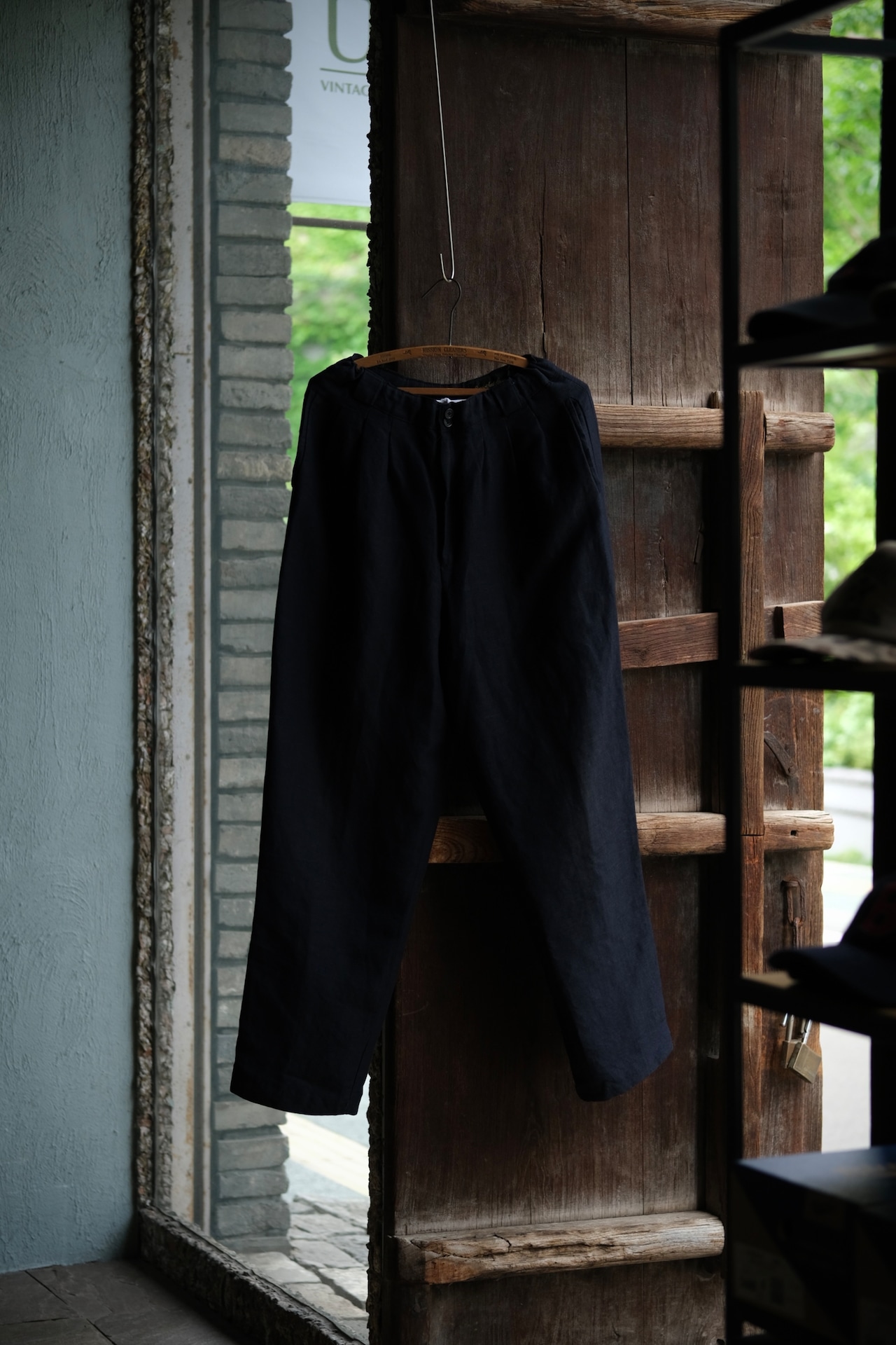 Utah/"Giorgio Sant'Angelo" 3-tuck linen trousers