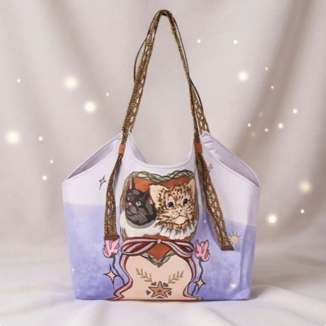 星飾りのハートフレームに結ばれた黒猫と豹の友情の肖像トートバッグ E00650