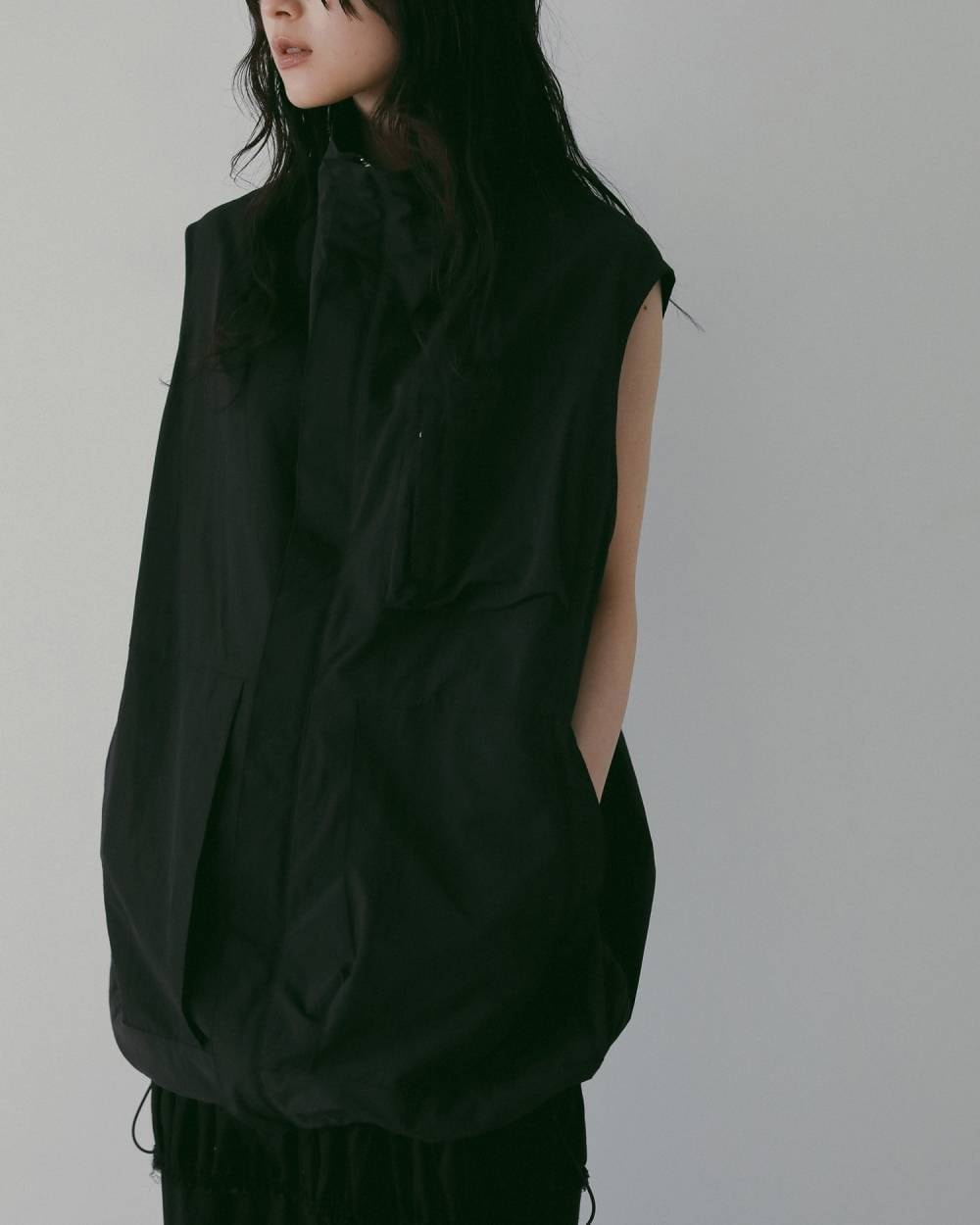 anuke 】Standcollar Pocket Vest | valance 福井｜レディース