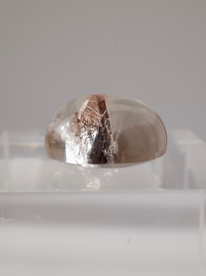 Quartz in Quartz - L016