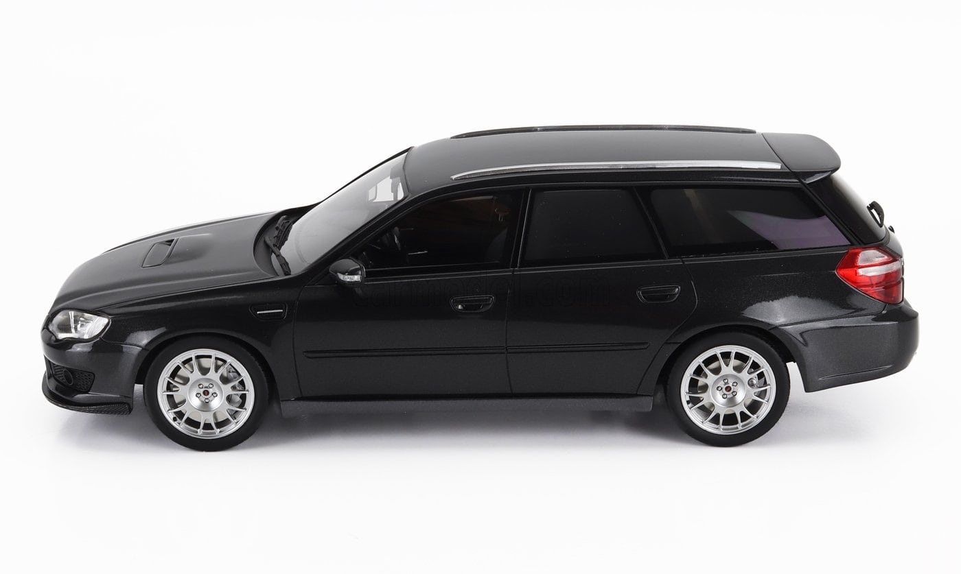 ミニカー 1/18 スバル レガシー DNA COLLECTIBLES 1/18 SUBARU LEGACY