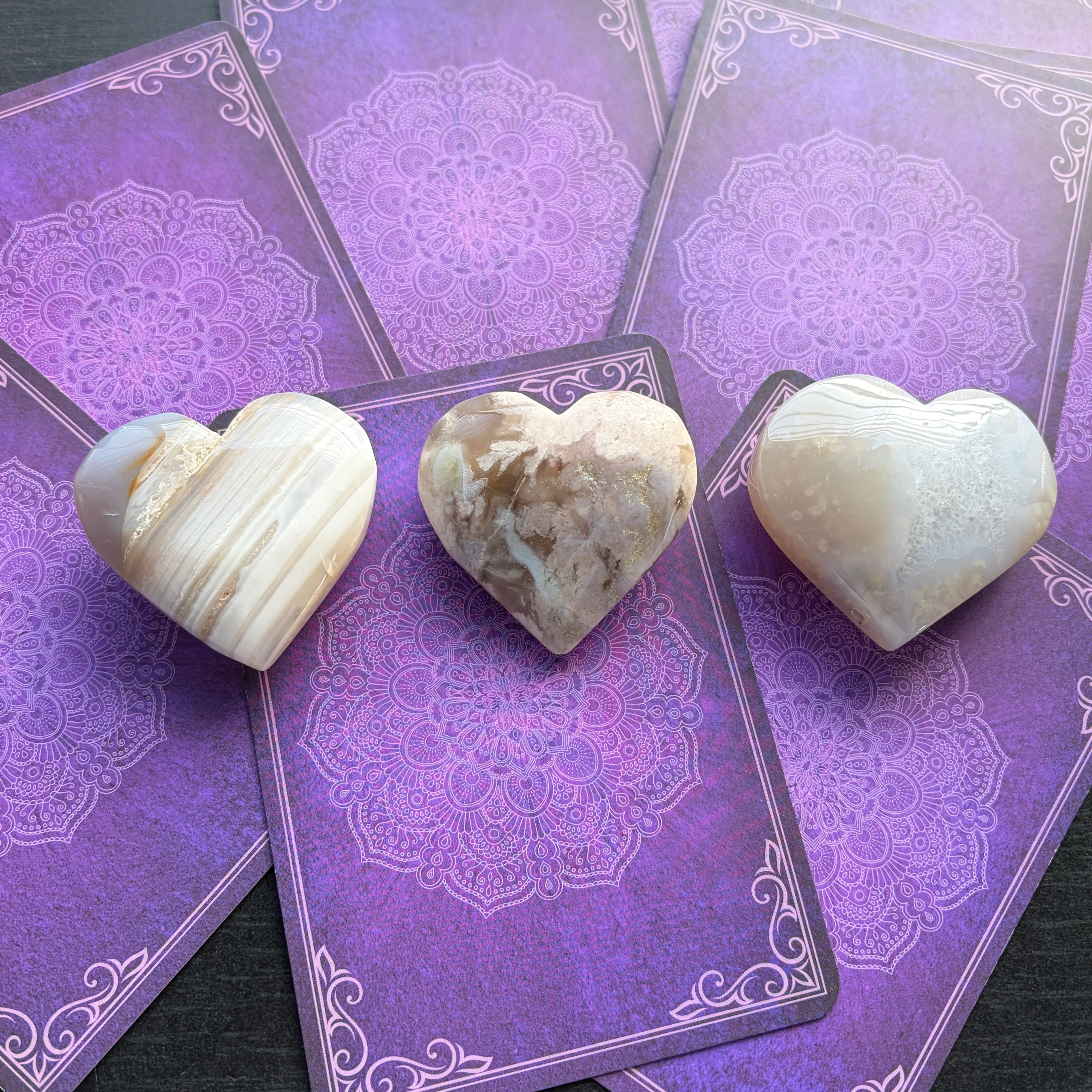 【握り石】桜メノウ 〜heart〜