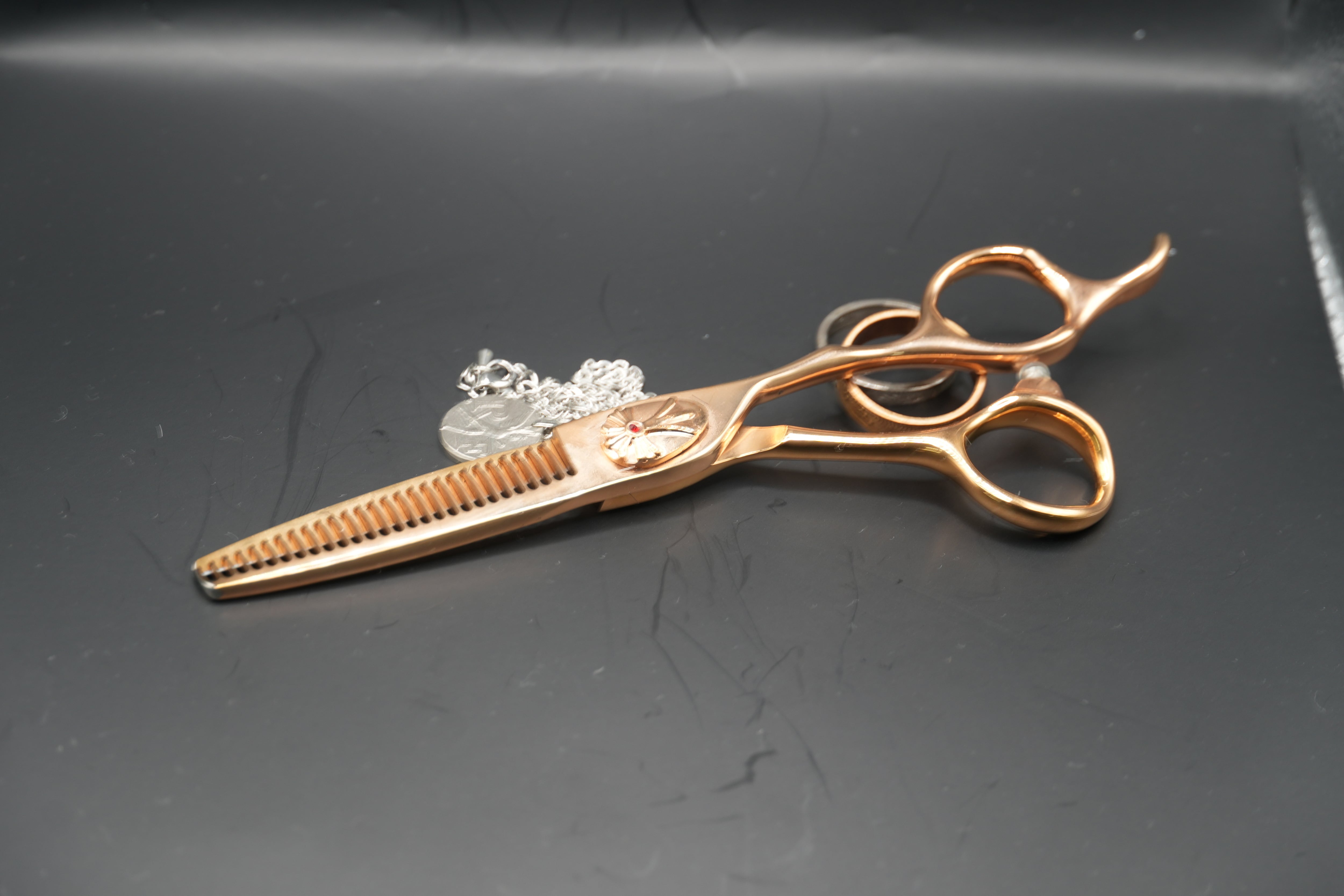 鉄音 セニングシザー 45-55% | Ban's BarBer cluB