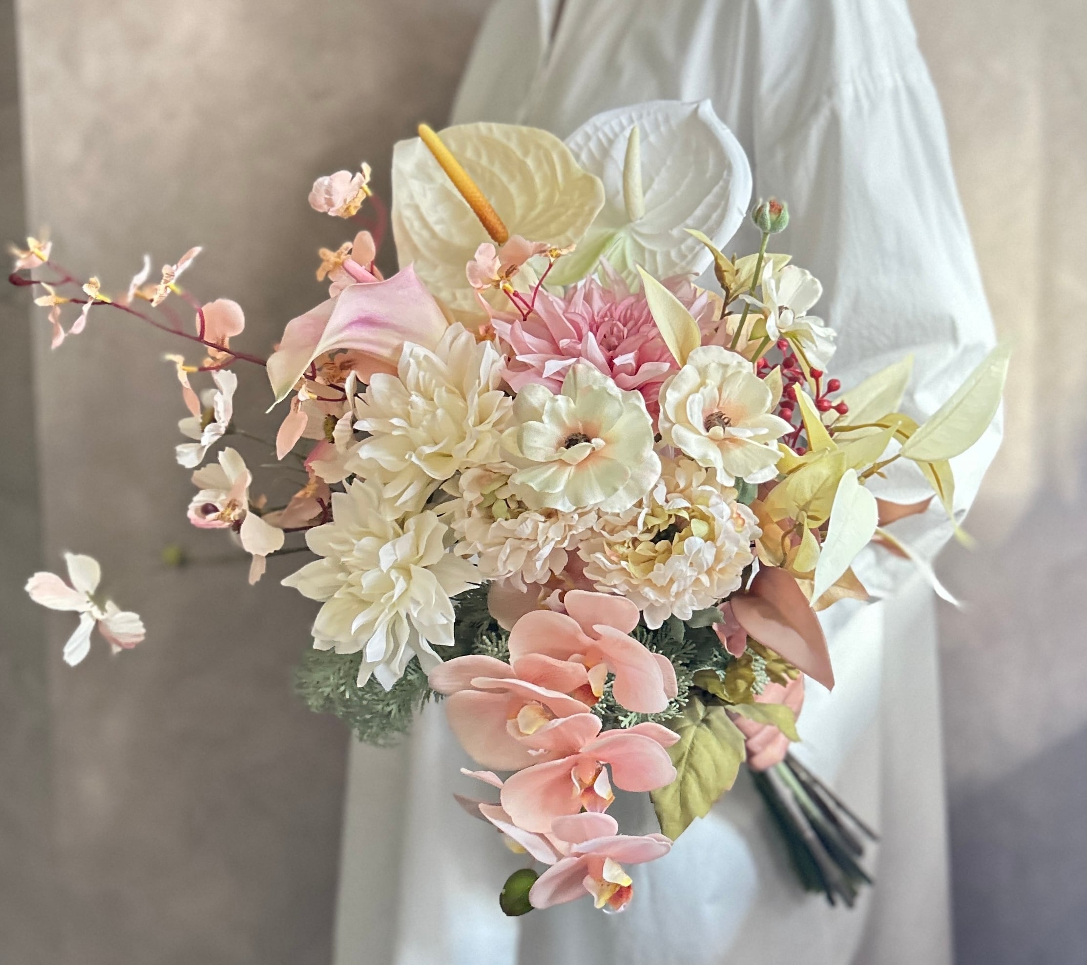 アーティフィシャルフラワーブーケ　ニュアンスカラー  ウェディングブーケ ウェディングブーケ アーティフィシャルフラワーブーケ