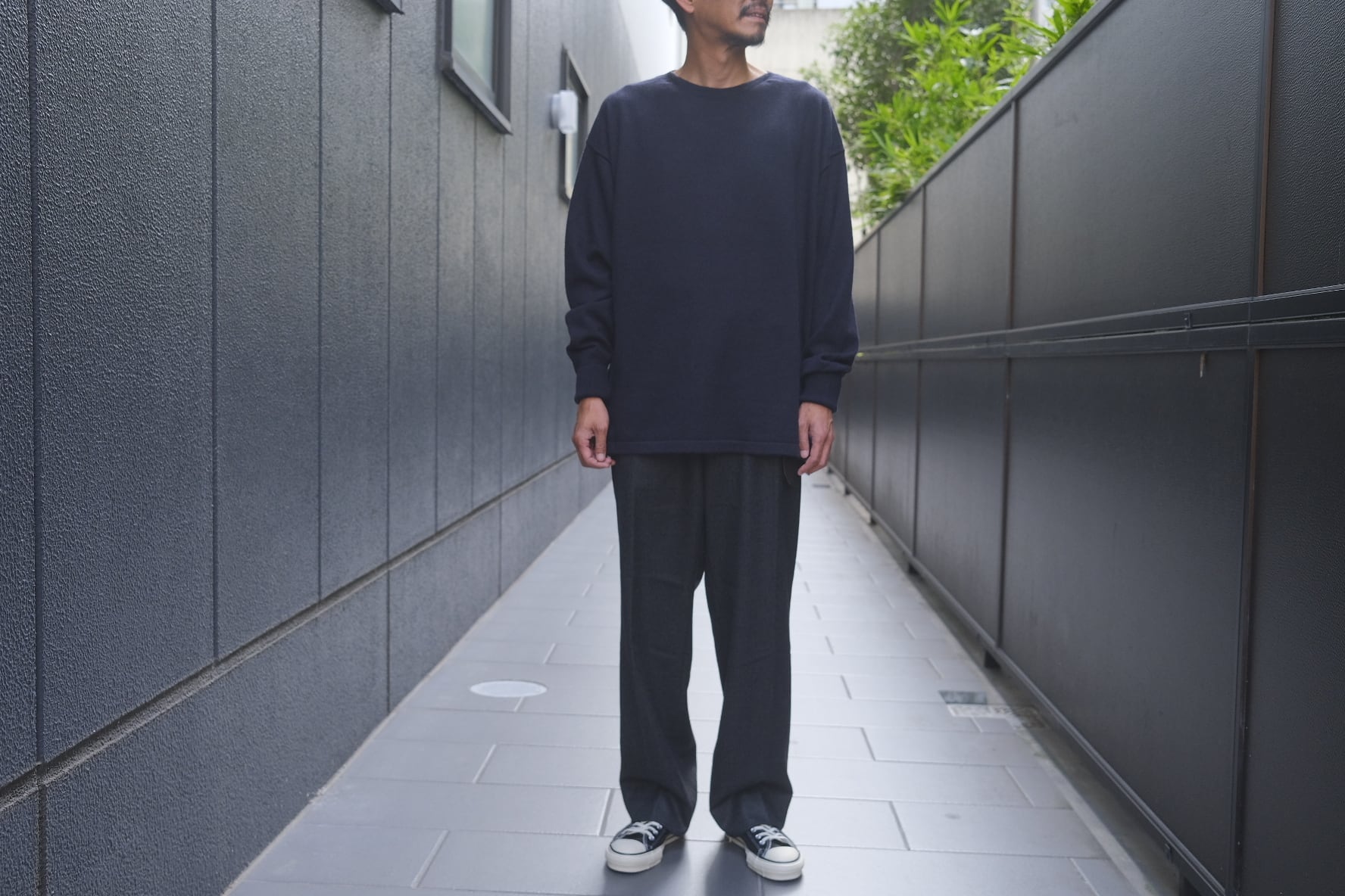 COMOLI(コモリ) / ウールフラノパンツ-CHARCOAL-(C03-03008) | Signs