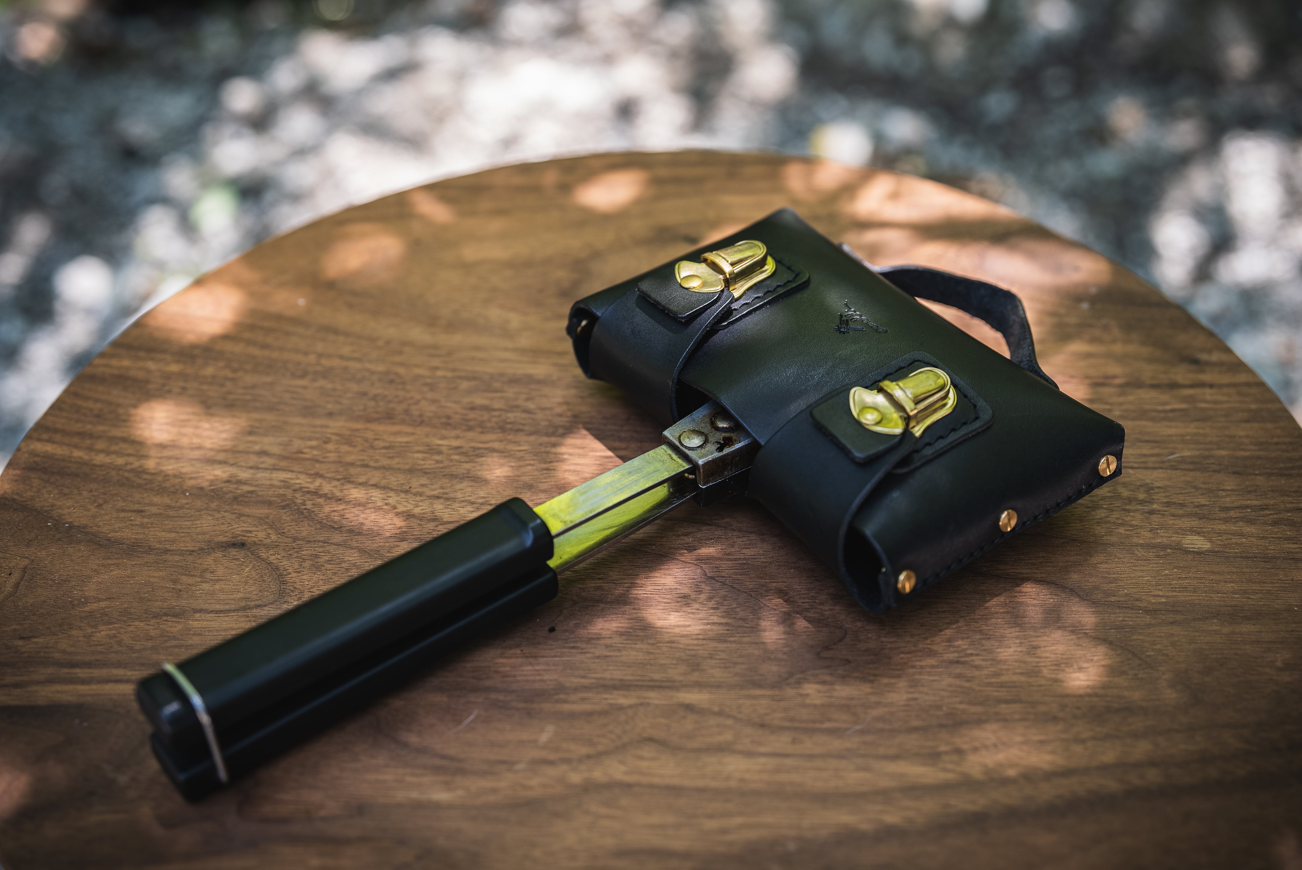 4w1hホットサンドソロ 専用レザーケース ブラック | gemelli（ジェメリ）