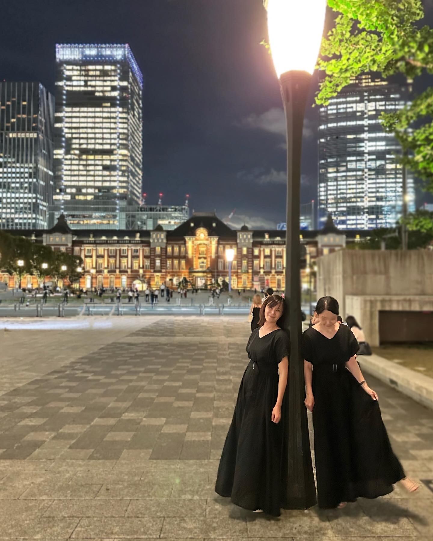 リゾートが似合う麻の黒ワンピース | HIROMI TAKANO / 旧Kafuu Coco Style