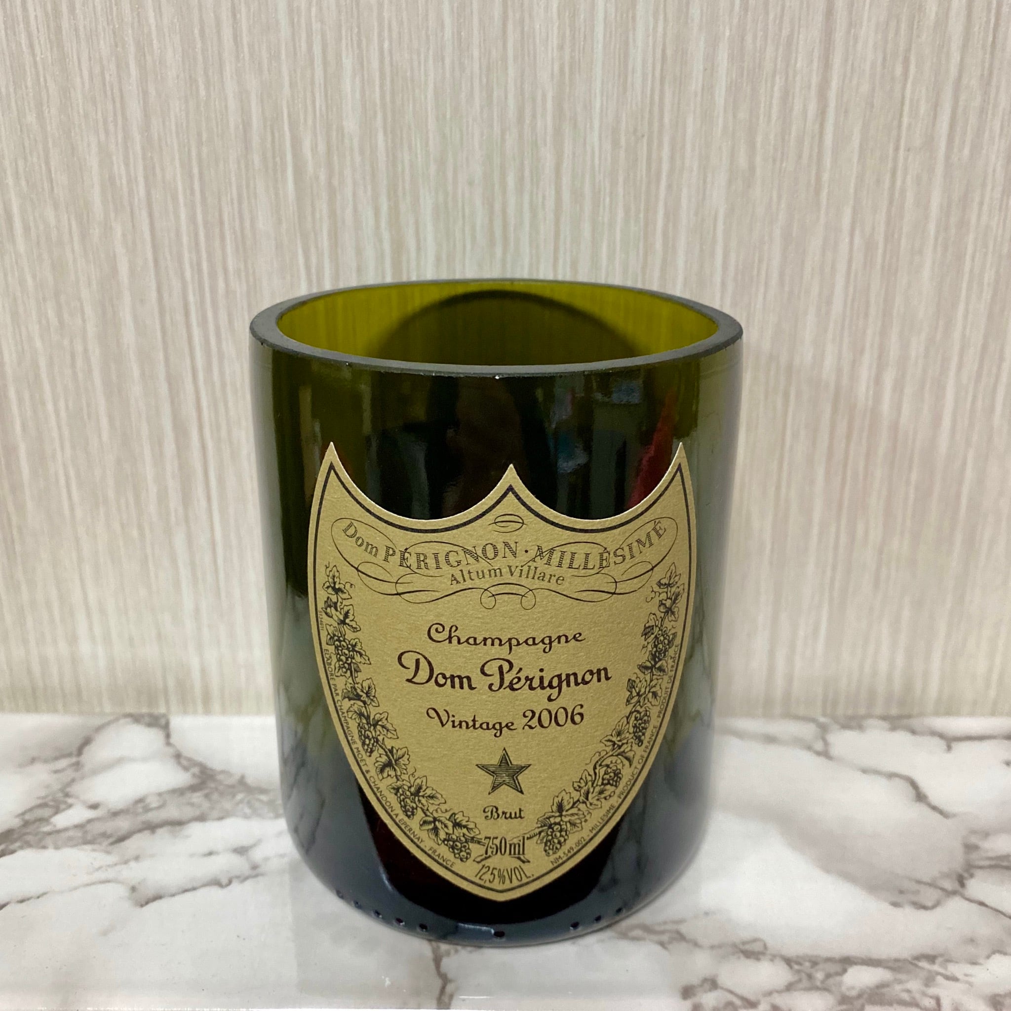 P3 ドンペリ1993年 空瓶 空箱 ヴィンテージゴールドラベイラヴェイ レア物 P3 ドンペリ1993年 空瓶 空箱 ヴィンテージゴールドラベイラ