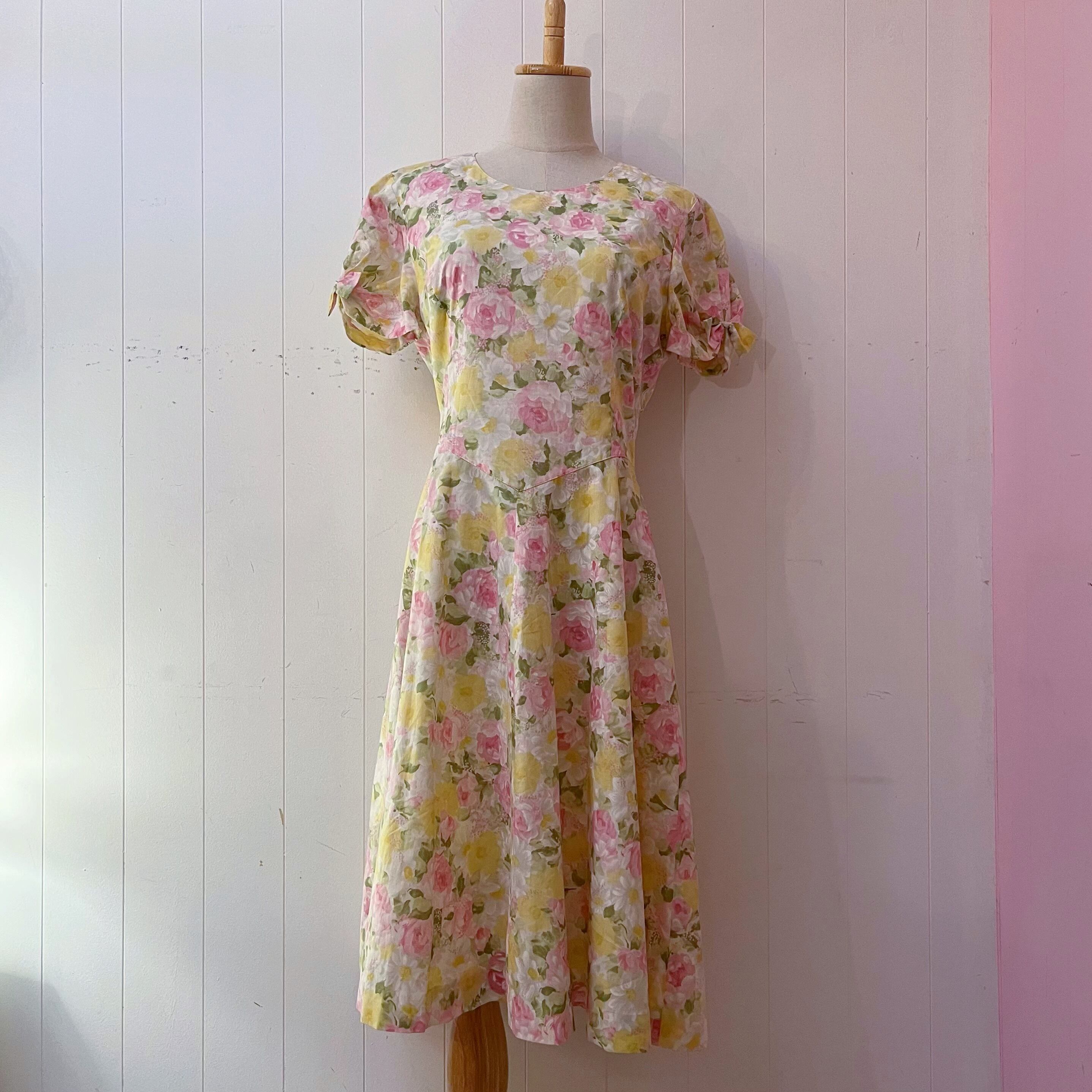 yellow pink flower ribbon sleeve one-piece