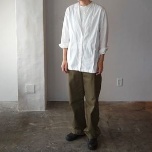 Houttuynia cordata　Daybreak -ノーカラーヨークブラウス-