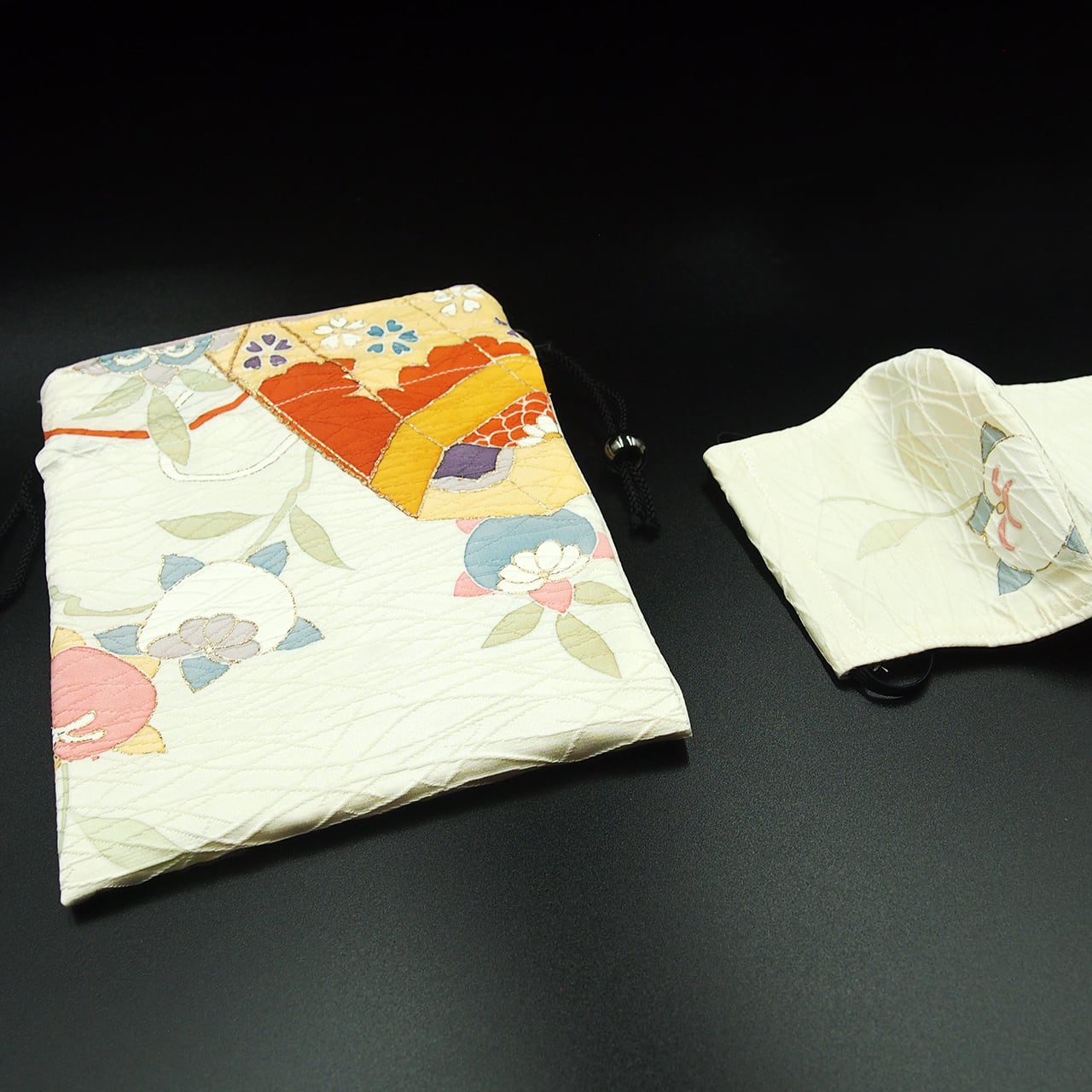 着物リメイク　ブックカバー 0822658d3d7850d6fd9acb6c706dad