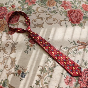 pattern necktie