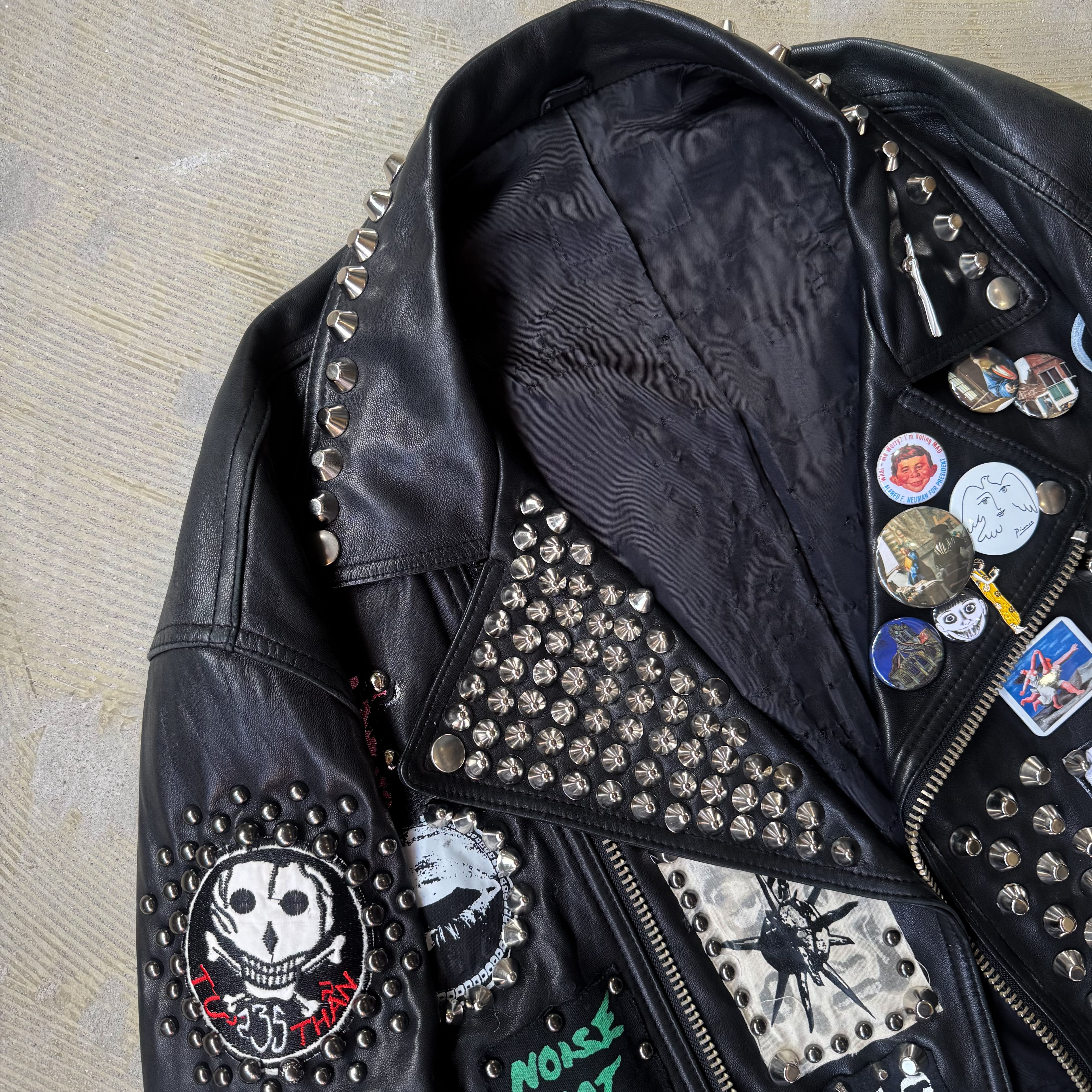 PAINT STUDDED CUSTOM LEATHER DOUBLE RIDERS JACKET / ペイント
