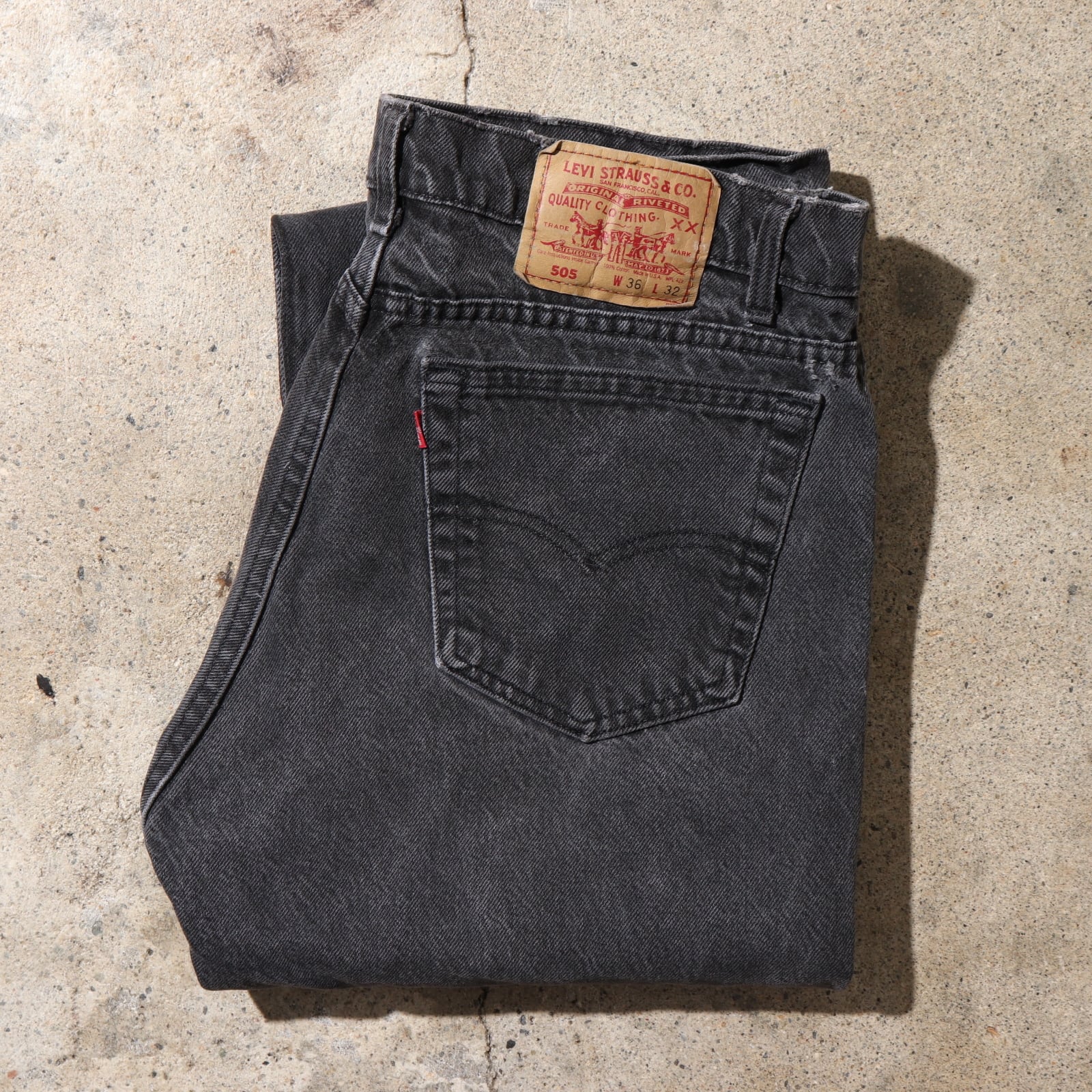 USA製 36×32 ! リーバイス Levi's 505 ブラック 黒