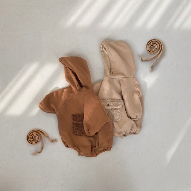 【BABY】ポケット付きフーディロンパース　裏起毛