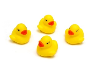 浮かべアヒル　50個　ソフトなアヒルちゃん（中）　あひる　スーパーボール　浮物　浮き人形　水遊び　すくい人形